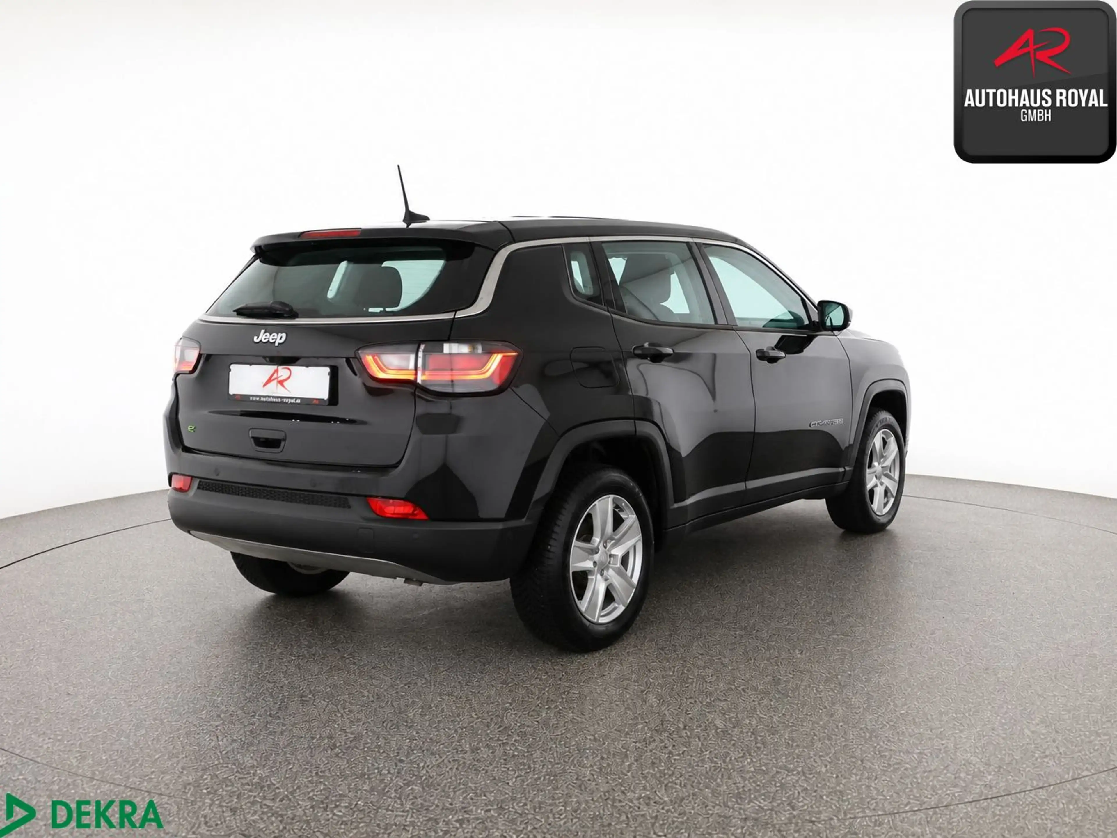 Jeep Compass 1.5 GSE e-Hybrid ALTITUDE 360°,ACC,1.HD — photo 4