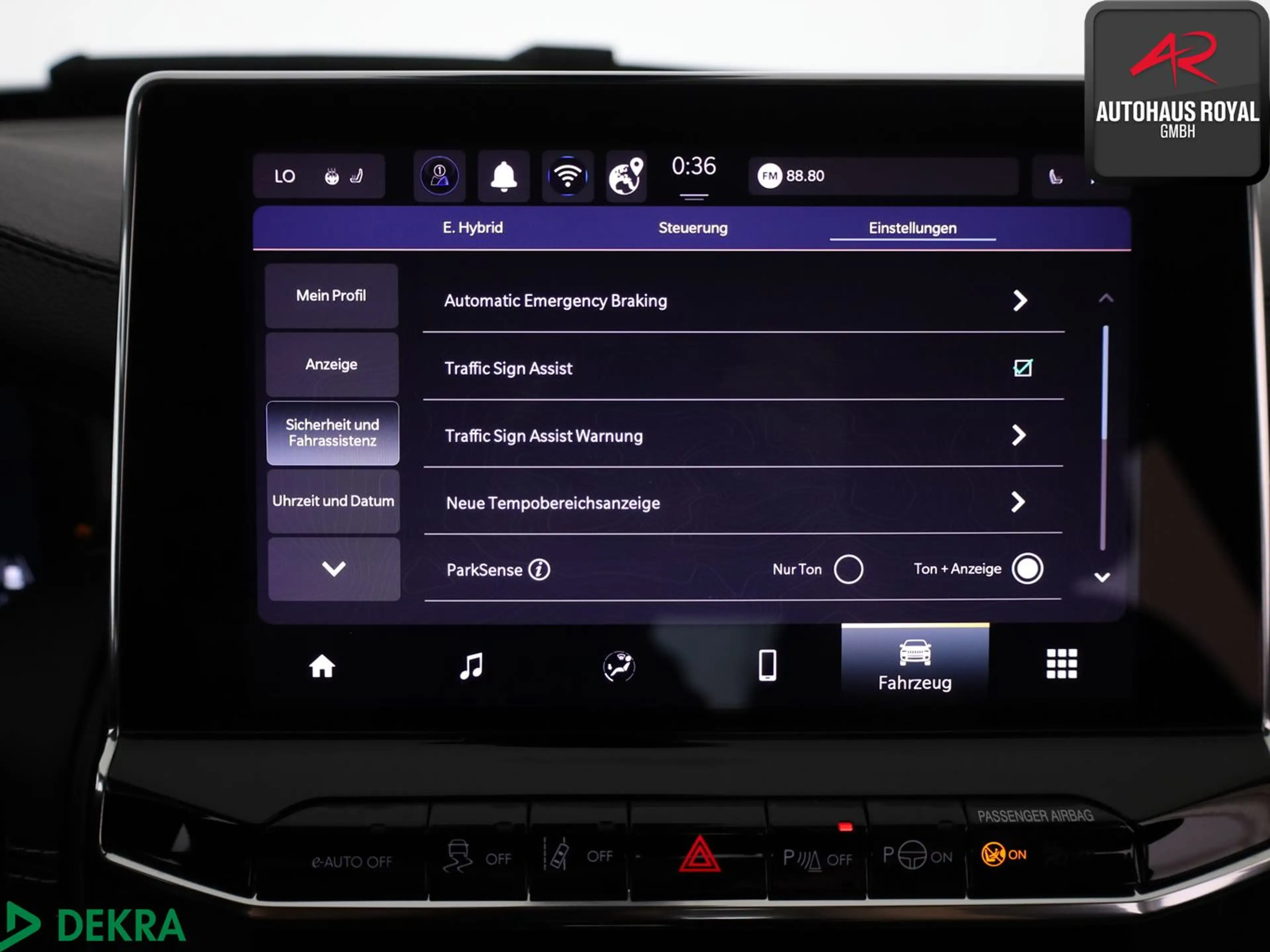 Jeep Compass 1.5 GSE e-Hybrid ALTITUDE 360°,ACC,1.HD — photo 17
