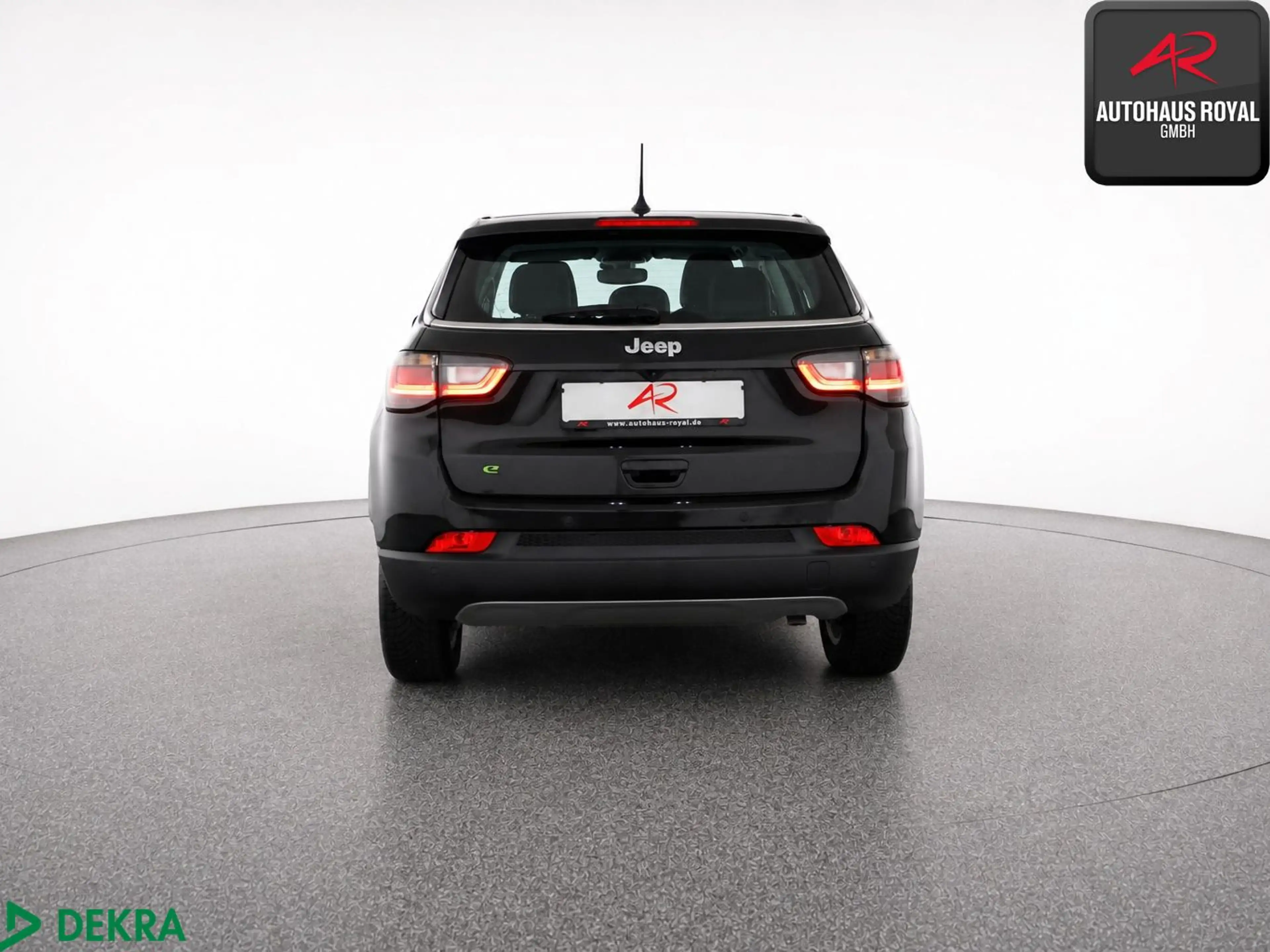 Jeep Compass 1.5 GSE e-Hybrid ALTITUDE 360°,ACC,1.HD — photo 3