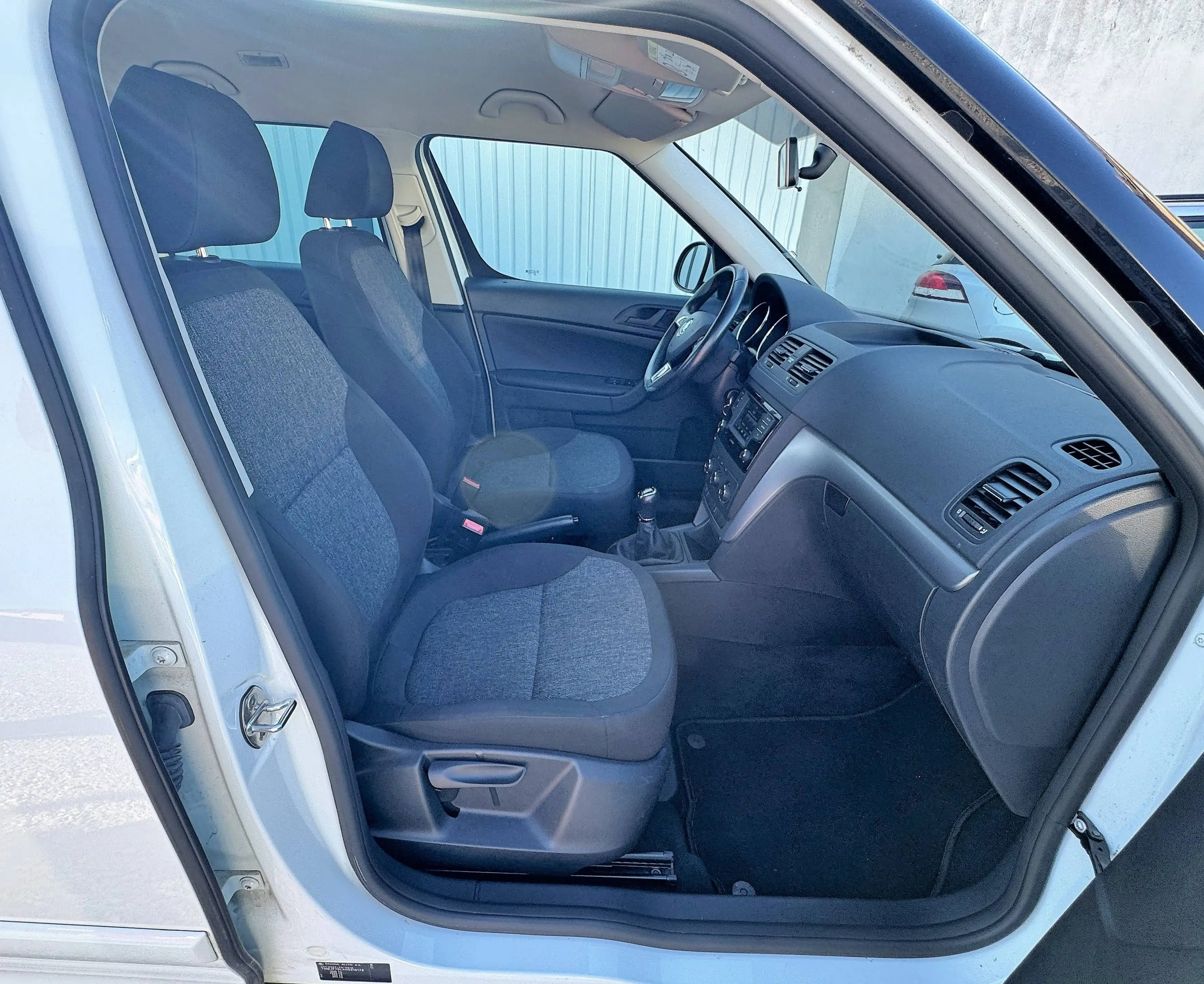 Skoda Yeti Cool Edition — photo 9