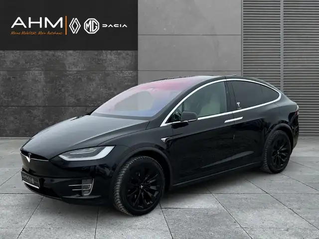 Tesla Model X Dual 75kWh schwarz/weiß 7 SITZER