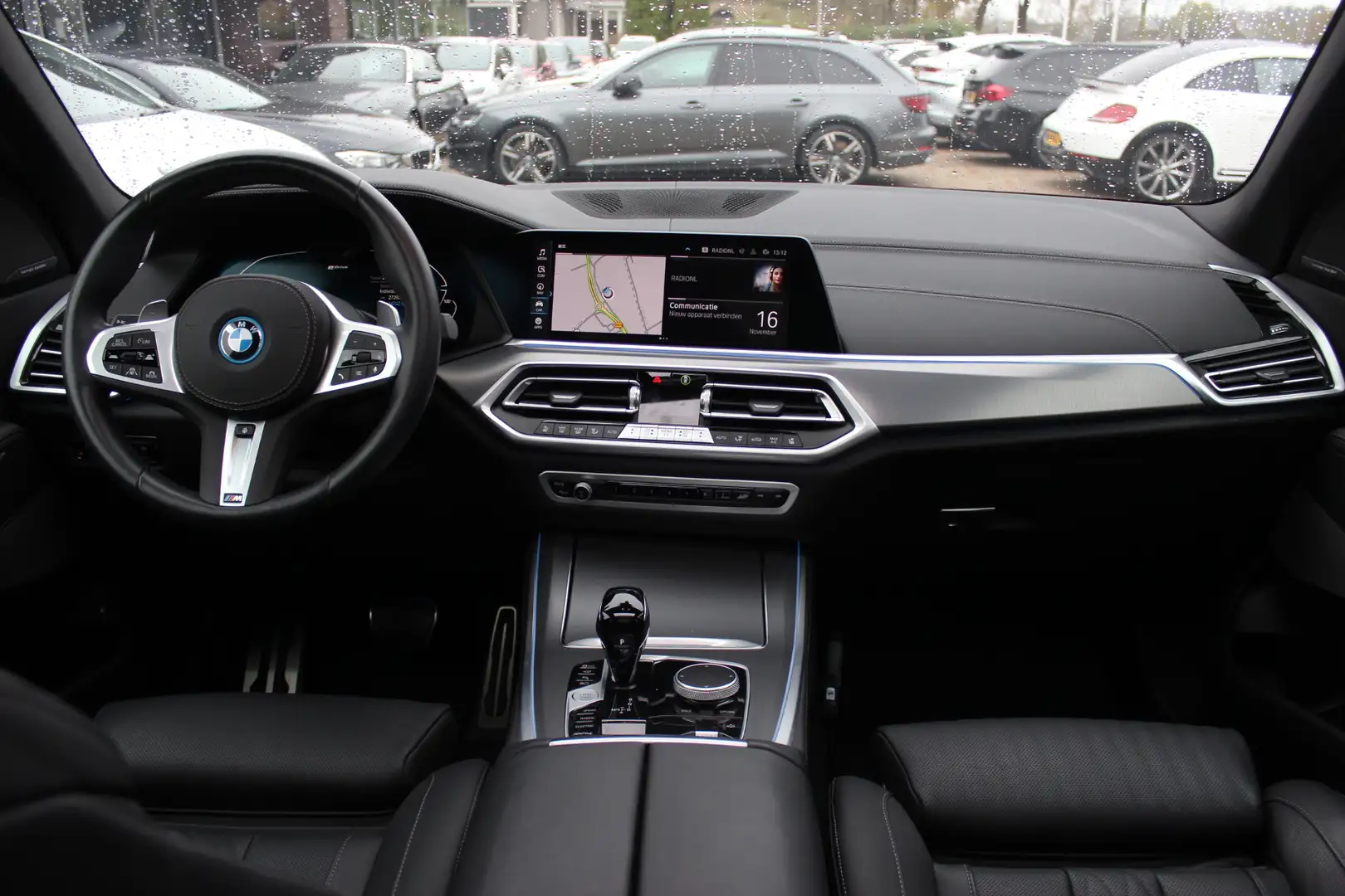 BMW X5 xDrive45e High Exe. M Sport / Trekhaak / Panoramad Schwarz - 2