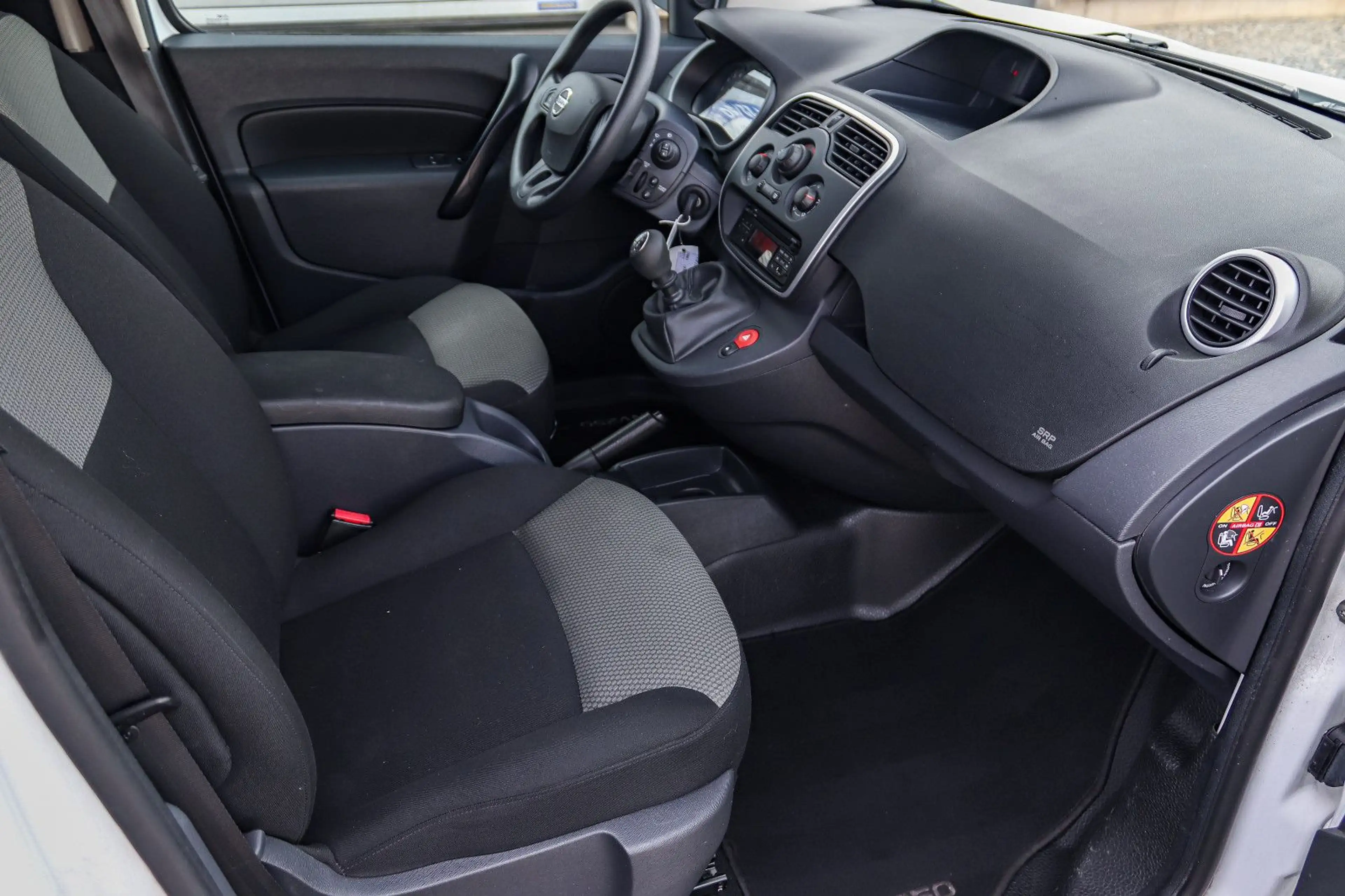 Nissan NV250 Kastenwagen L2H1 2,2t*KAMERA*TEMPO*KLIMA* — photo 14