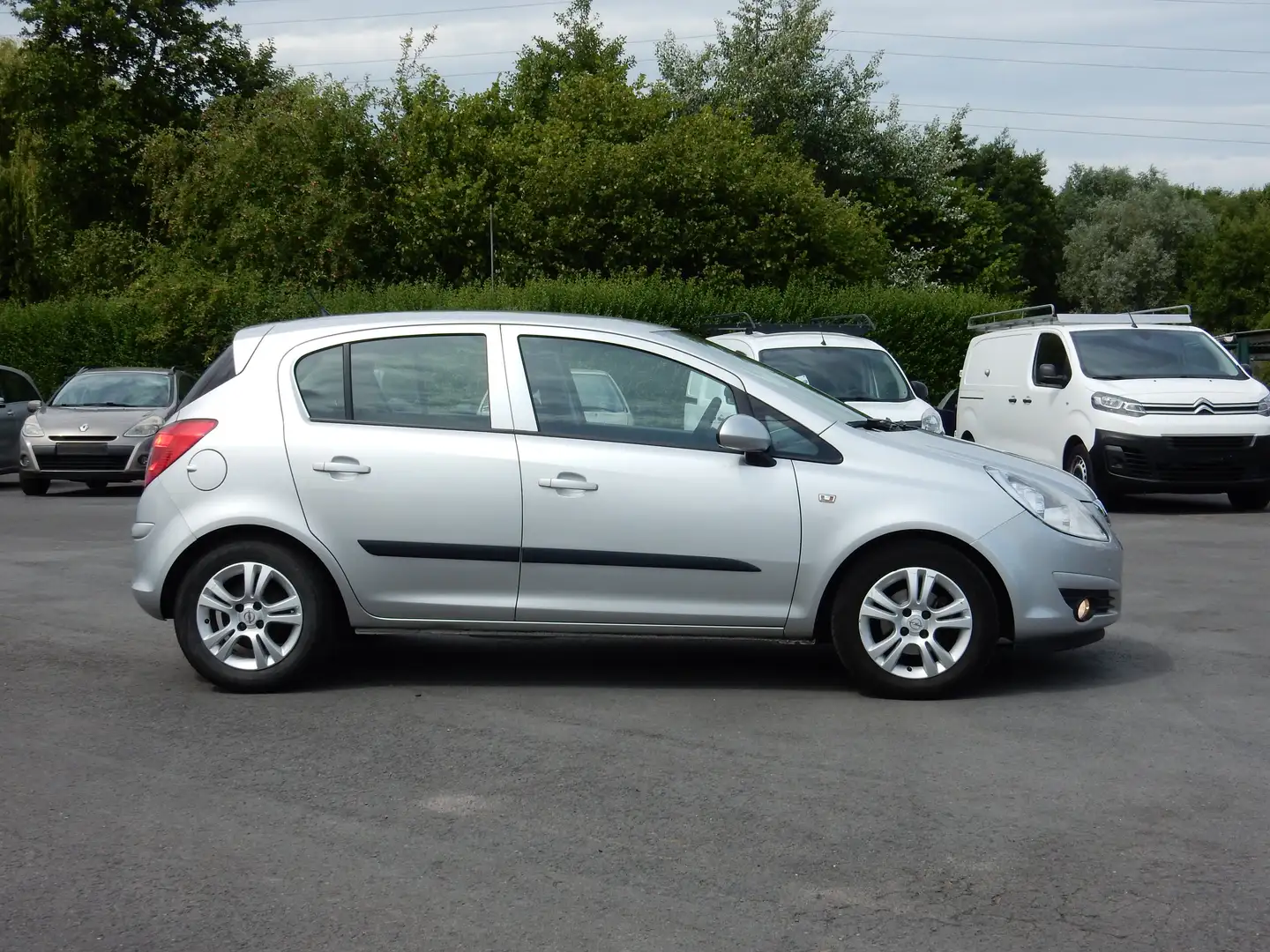 Opel Corsa 1.3 CDTi ecoFLEX Enjoy Zilver - 1