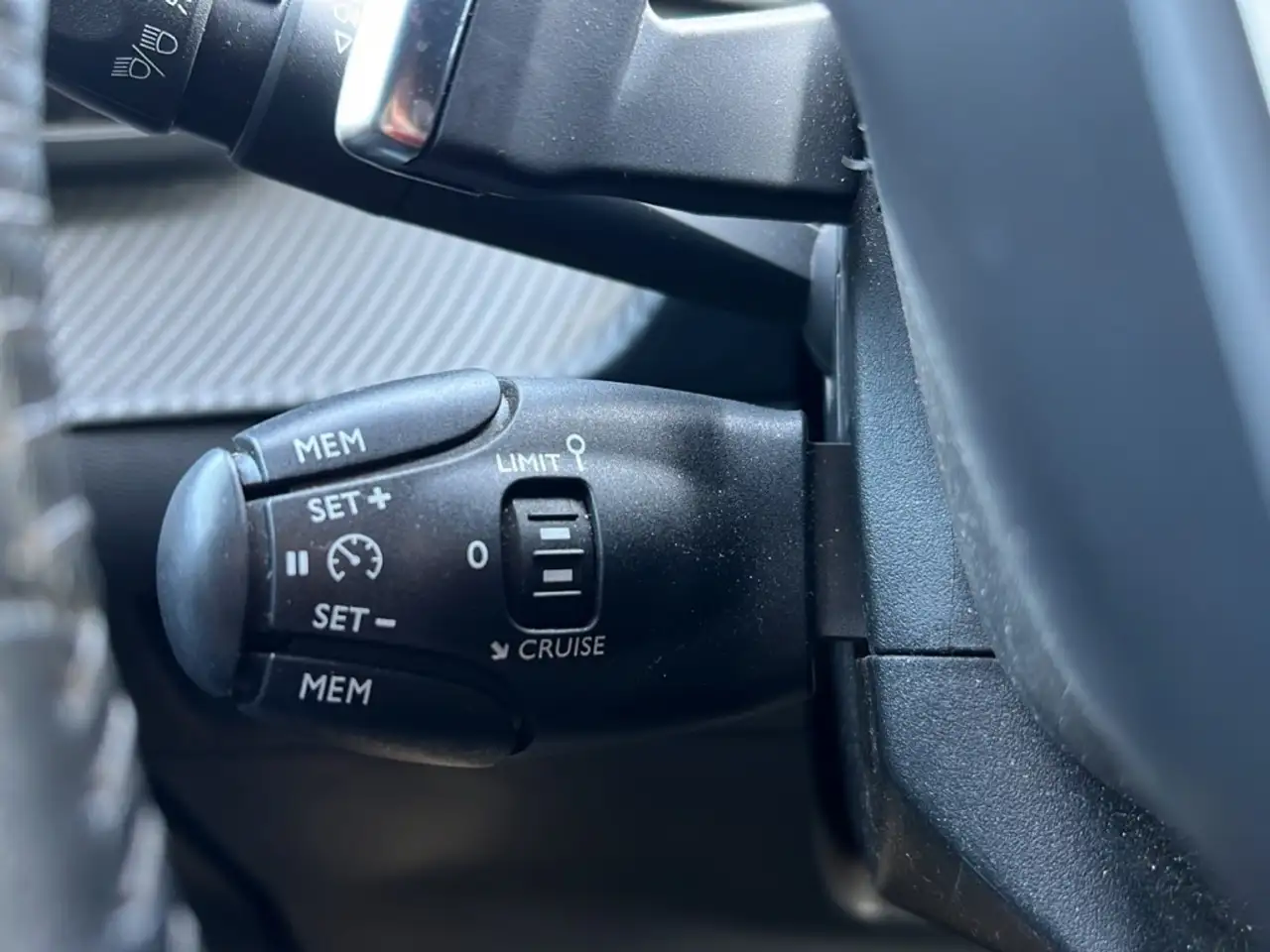 Peugeot 208 2ª serie - 208 PureTech 100 Stop&Start EAT8 5 port 19