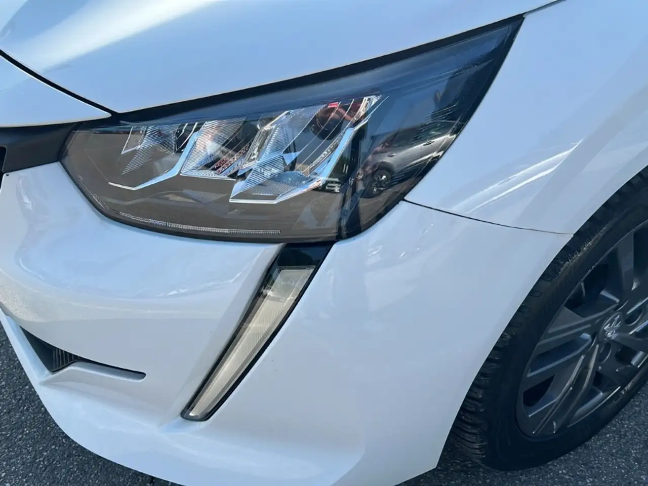 Peugeot 208 2ª serie - 208 PureTech 100 Stop&Start EAT8 5 port 7
