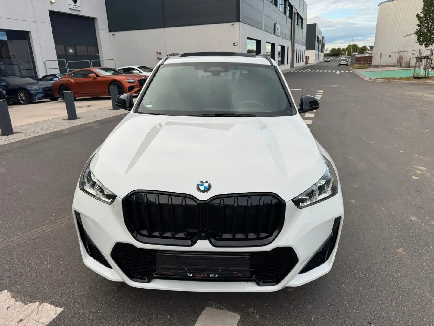BMW X1 23 d xDrive M Sport Head-UP/Pano/AHK/360-Kam Blanc - 2
