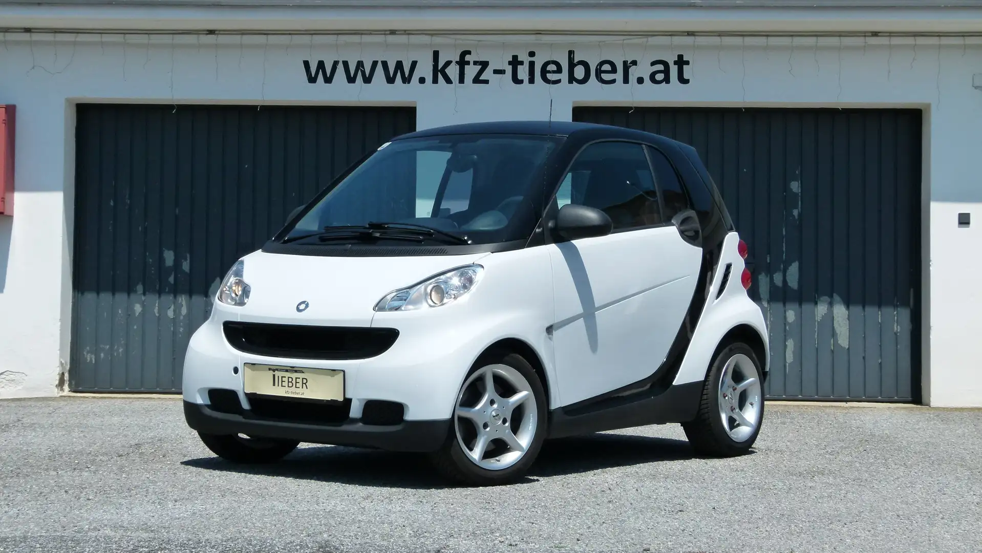 smart forTwo 1.0 mhd I Automatik I KLIMA I SITZHEIZUNG I Schwarz - 1