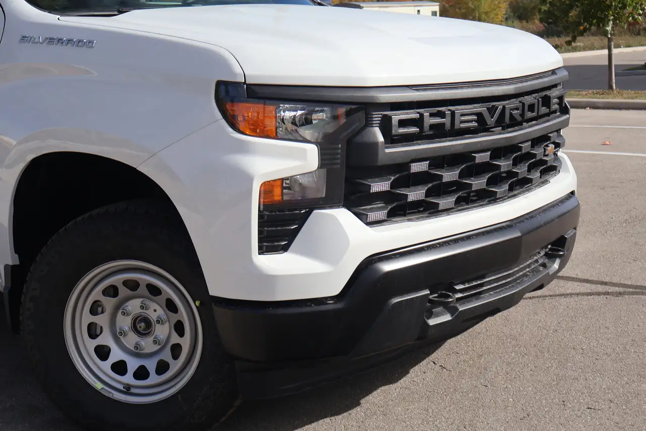 Chevrolet Silverado 1500 снимка Chevrolet Silverado 1500