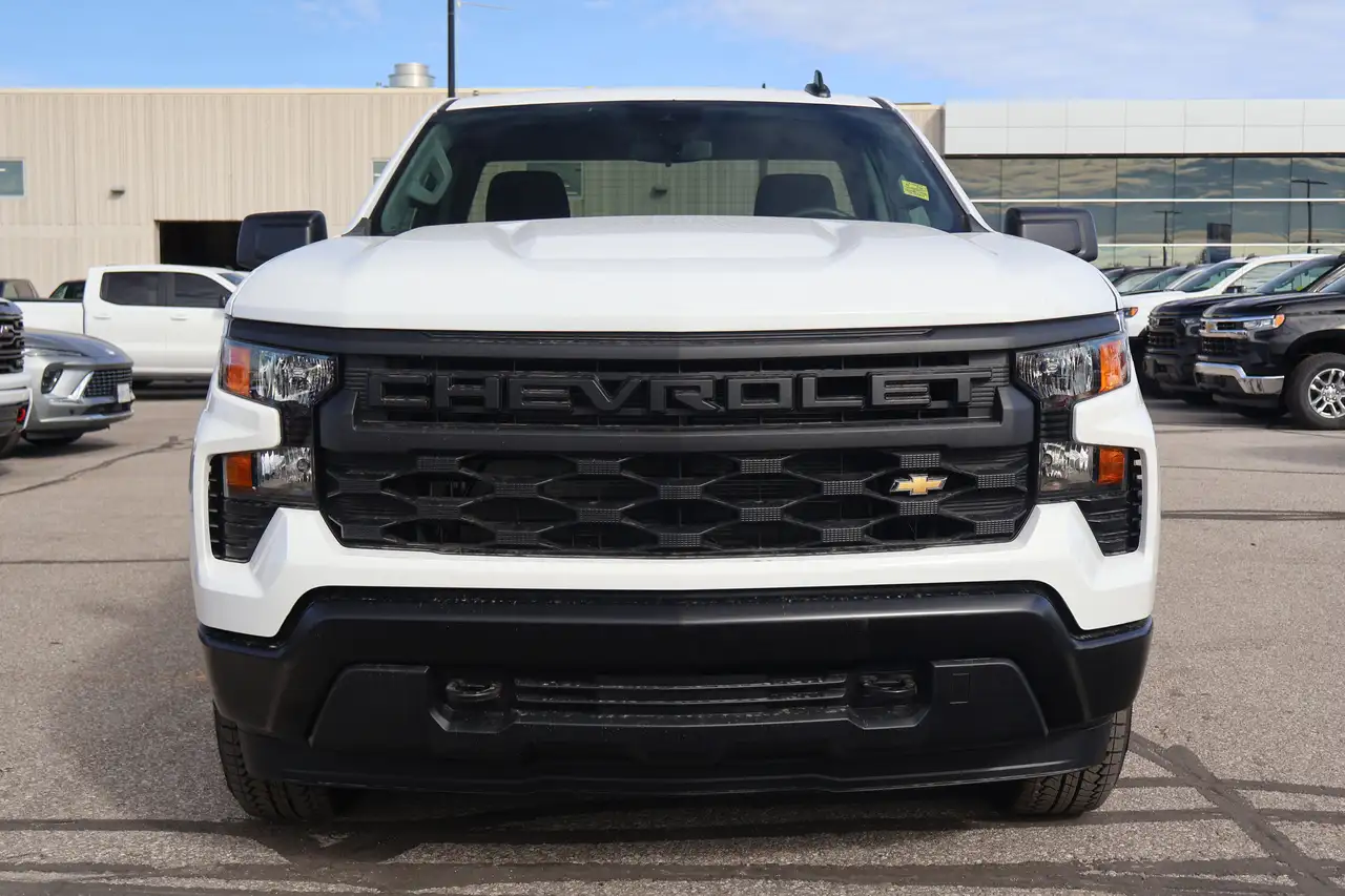 Chevrolet Silverado 1500 снимка Chevrolet Silverado 1500