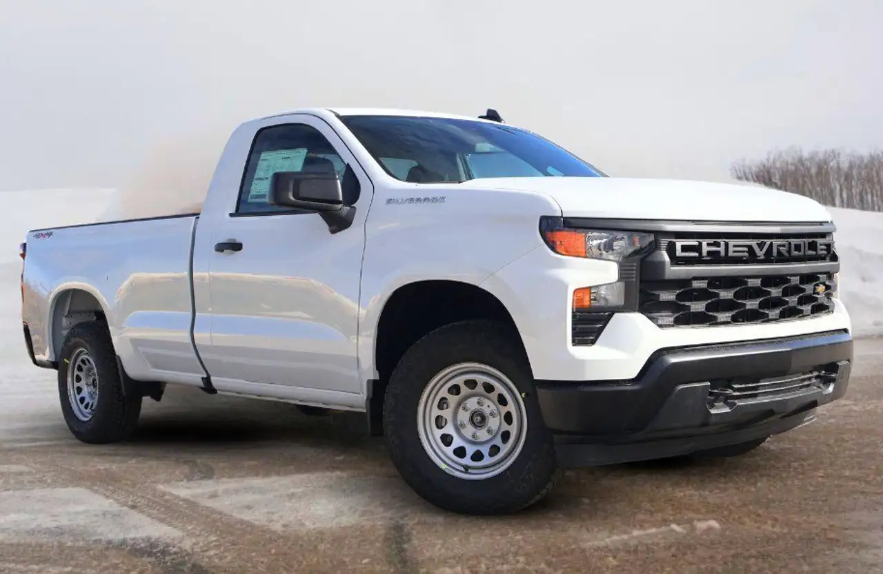 Chevrolet Silverado 1500 снимка Chevrolet Silverado 1500