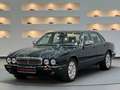 Jaguar XJ8 4,0 V8 Executive Sovereign *British Racing Green* Grün - thumbnail 1