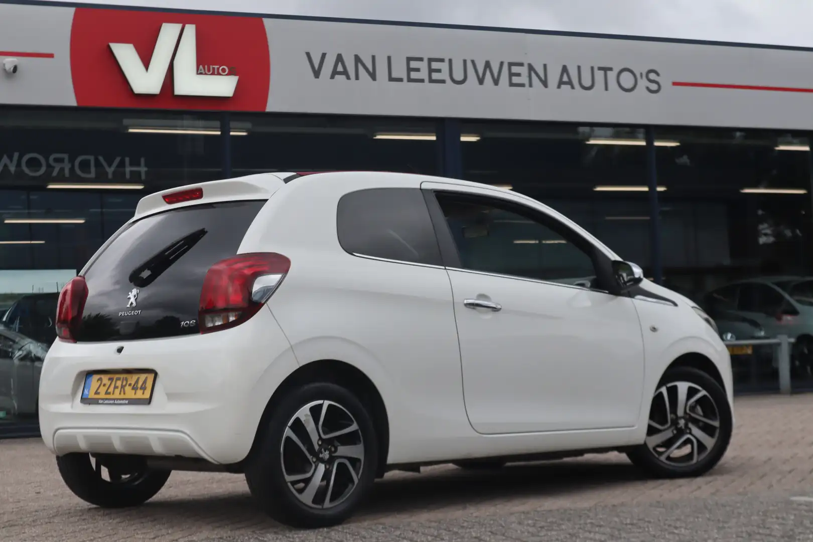 Peugeot 108 1.0 e-VTi Allure TOP! | Open Dak | Climate Control Weiß - 2