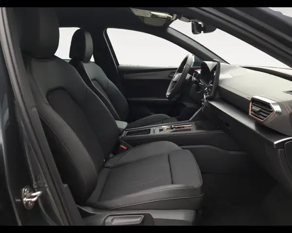 CUPRA Leon view 15