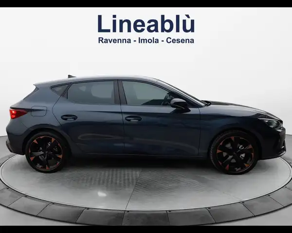 CUPRA Leon view 6