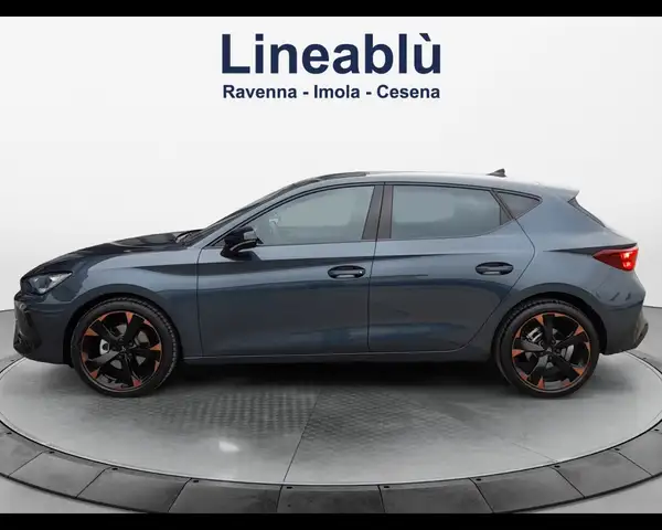 CUPRA Leon view 2