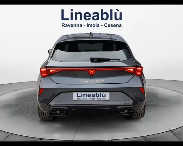 CUPRA Leon view 4