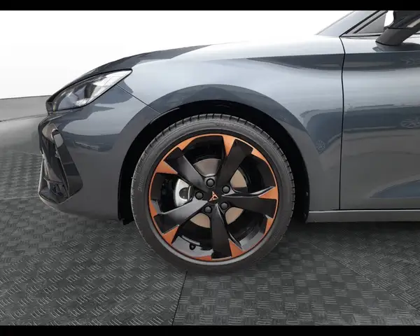 CUPRA Leon view 14