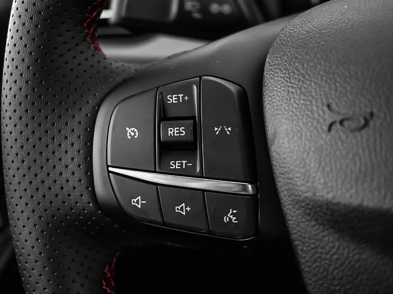 Ford Escape снимка Ford Escape