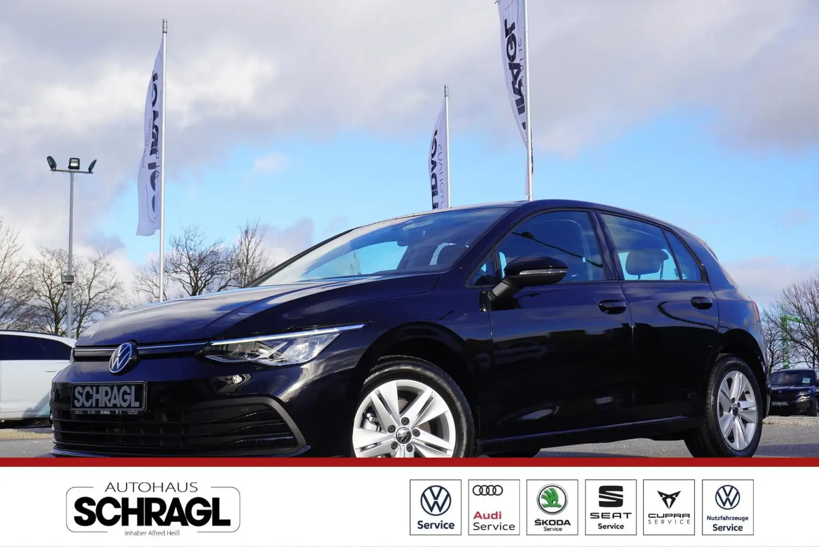 Volkswagen Golf VIII 1.5 eTSI LIFE+LED+SITZHEIZUNG+APP-CON Schwarz - 1