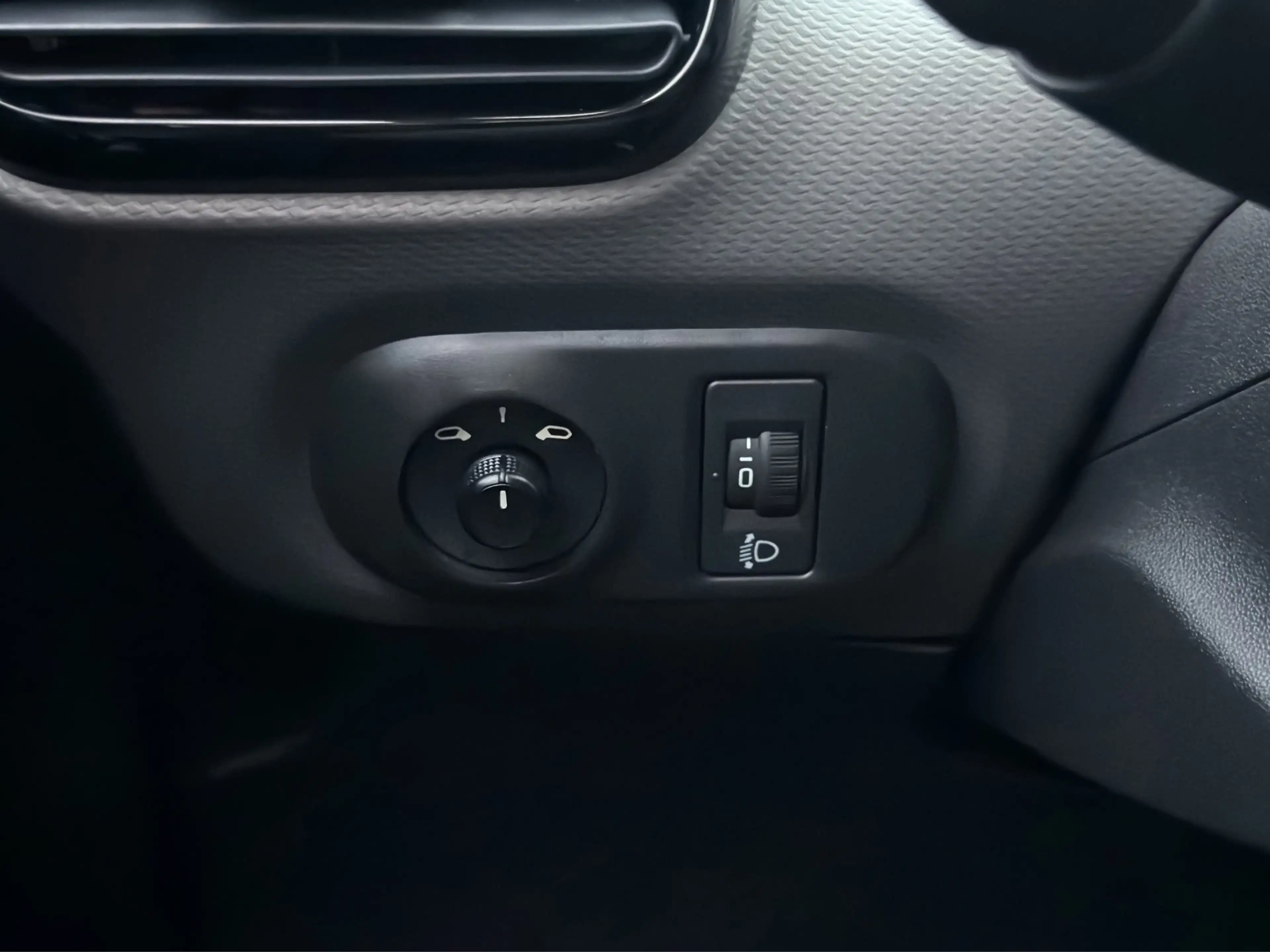 Citroen C4 Cactus 1.2 PureTech Business Clima|Cruise|NAP — photo 8