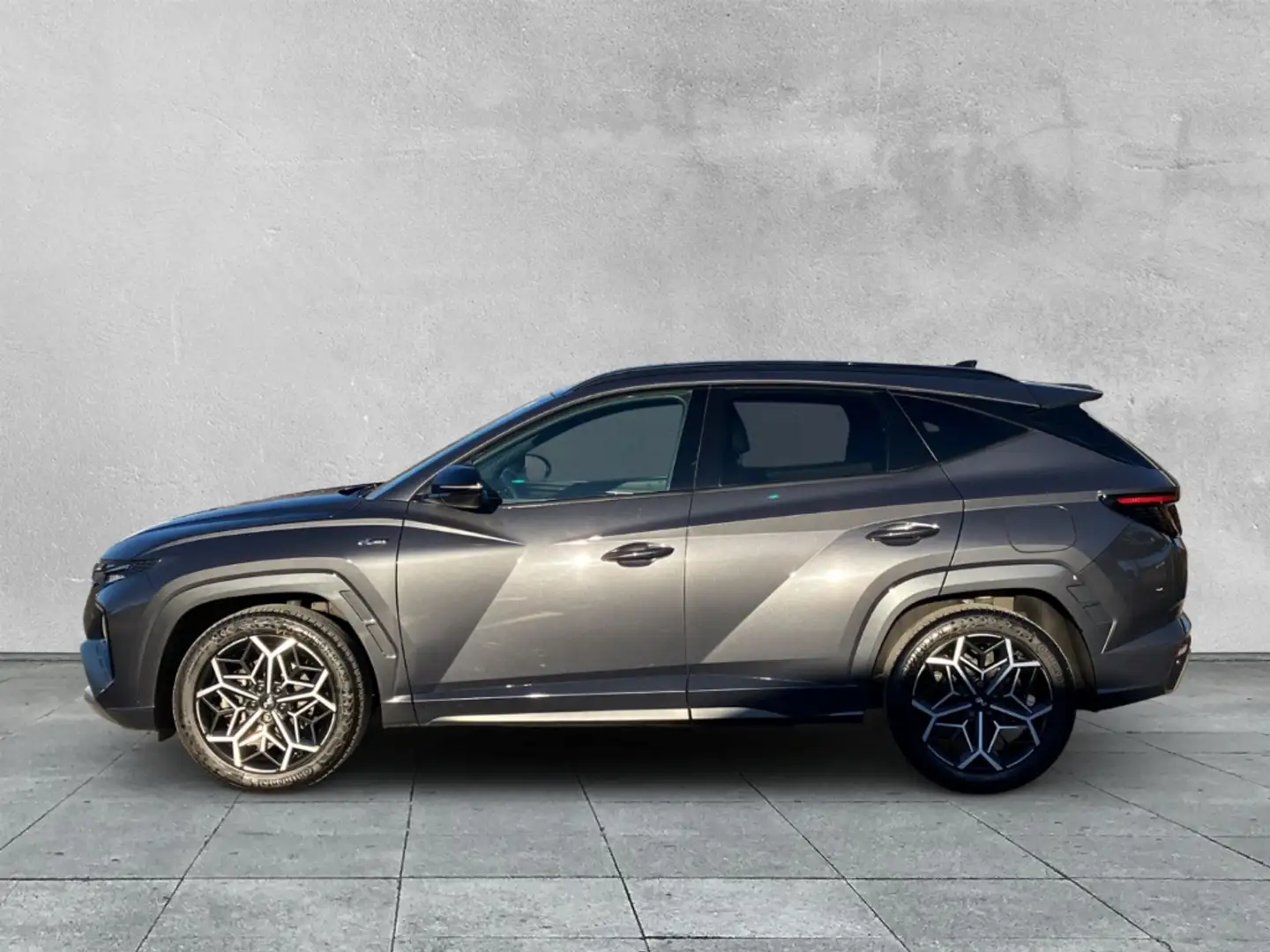 Hyundai TUCSON 1.6 T-GDI N-LINE 4WD N Line LED+NAVI+AHK+PANO Grau - 2