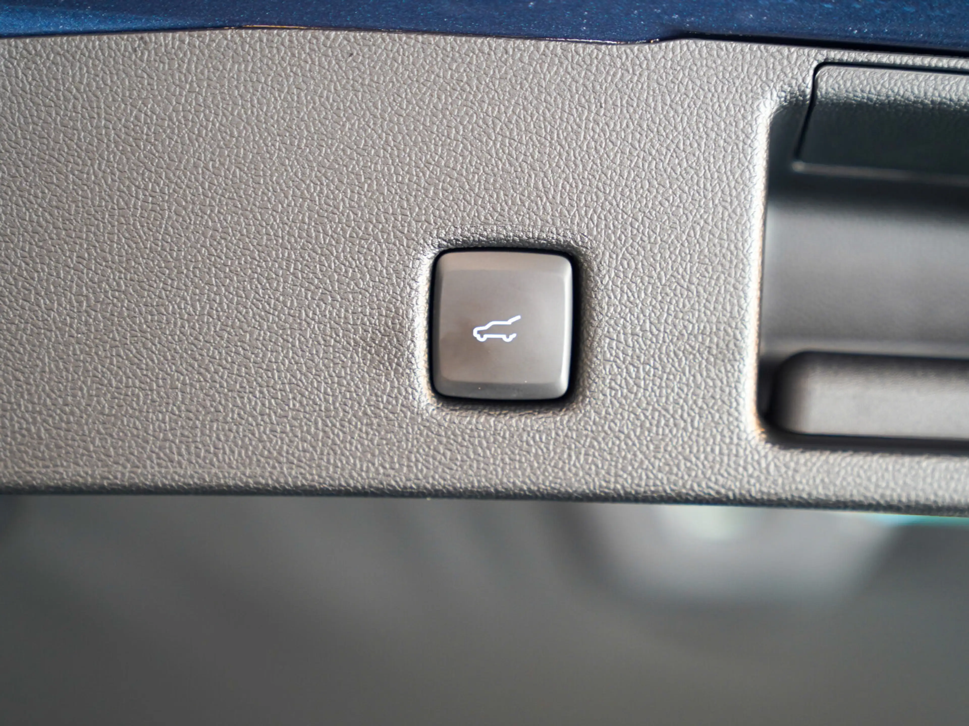 Ford Kuga 2.0 Vignale Leder Head-up AHK Standheizung — photo 6
