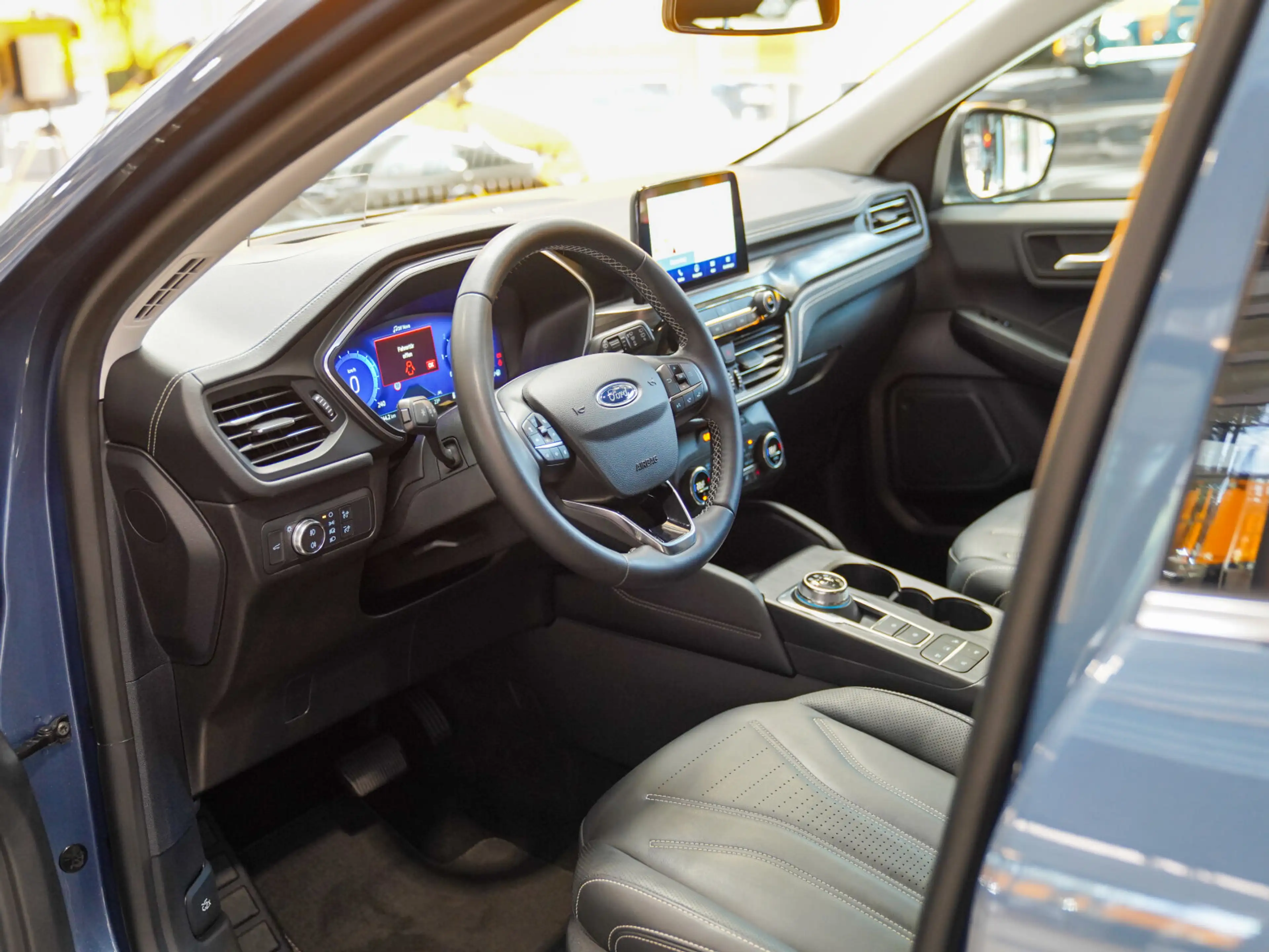 Ford Kuga 2.0 Vignale Leder Head-up AHK Standheizung — photo 15