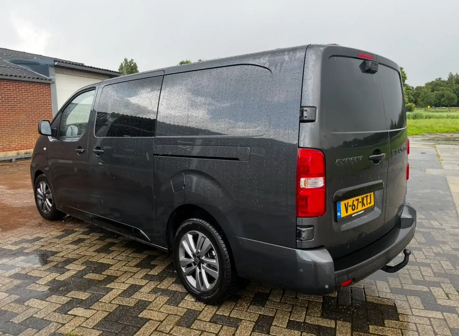Peugeot Expert Expert 2.0 BlueHDi 180 DC Grijs - 2