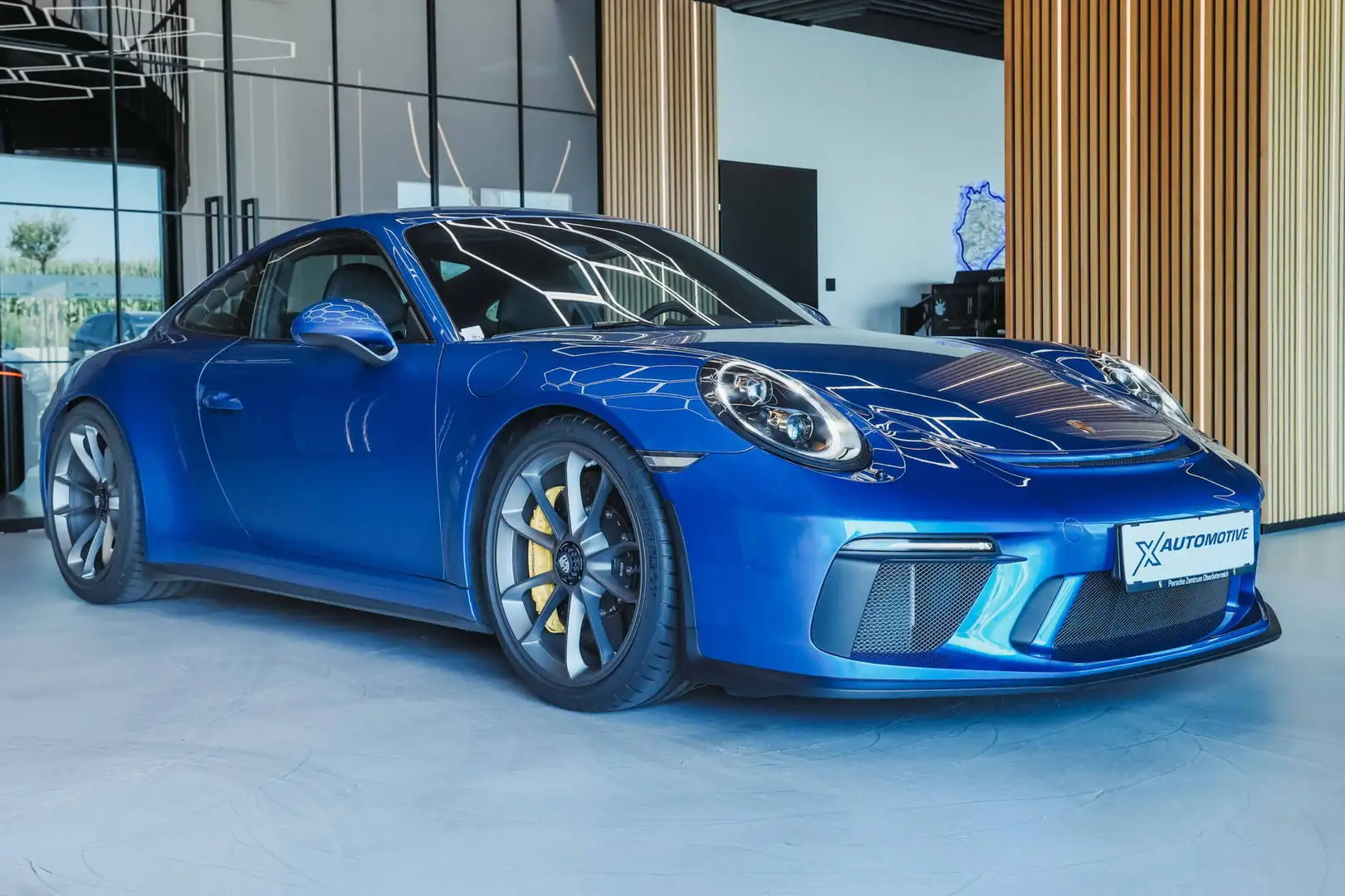 Porsche 991 911 GT3 Touring - 2