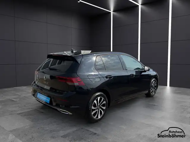 Volkswagen Golf view 7