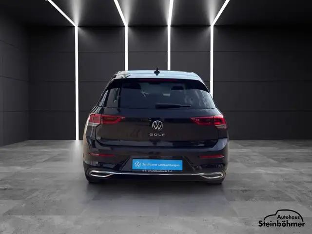 Volkswagen Golf view 5