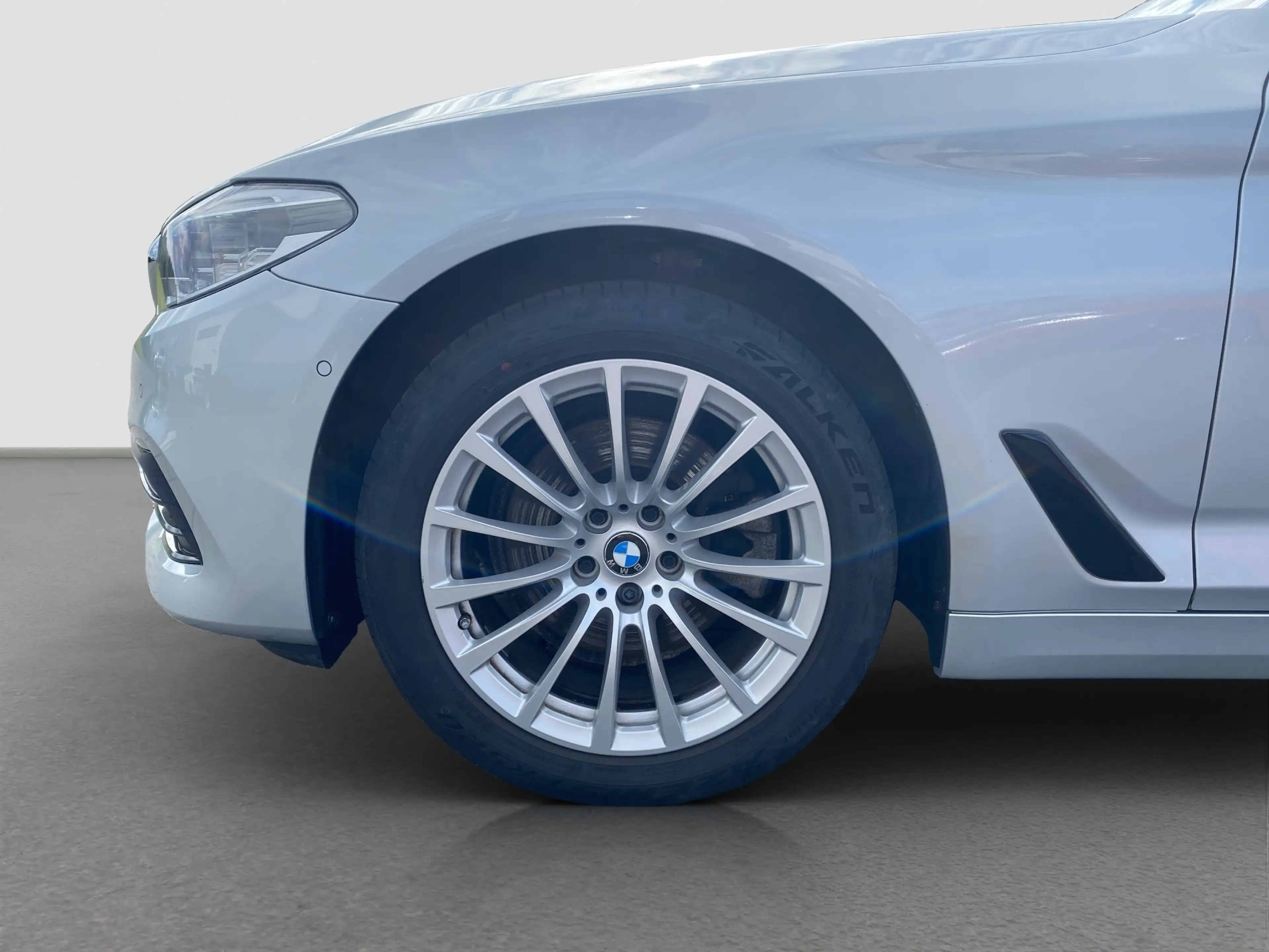 BMW 520 d Touring +nur an Händler/Export+ — photo 15