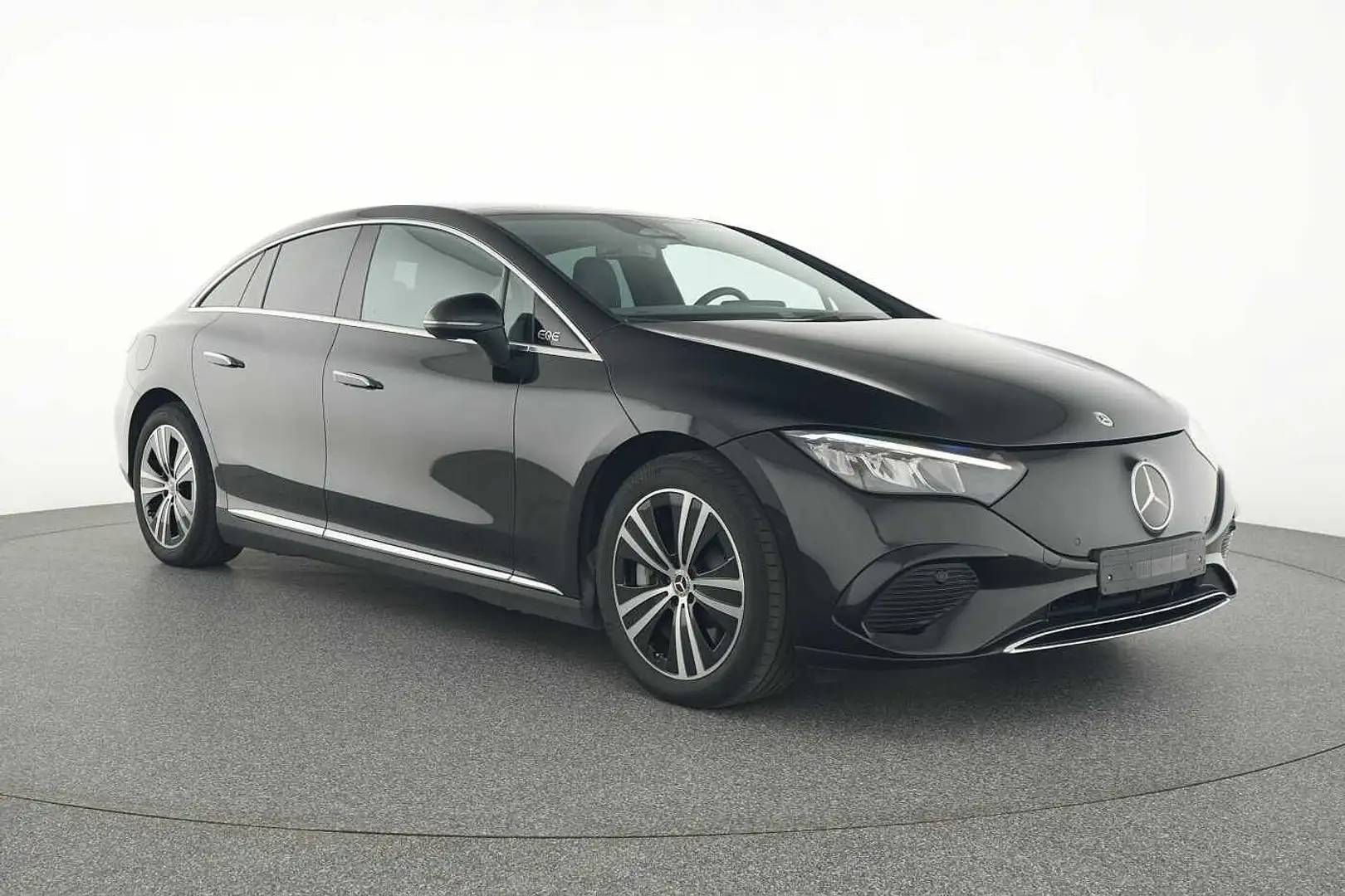 Mercedes-Benz EQE 300 Noir - 2