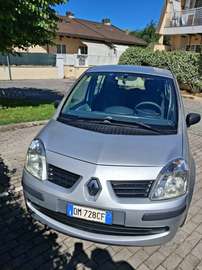 Modus 2004 1.2 16v (pack) N.C.
