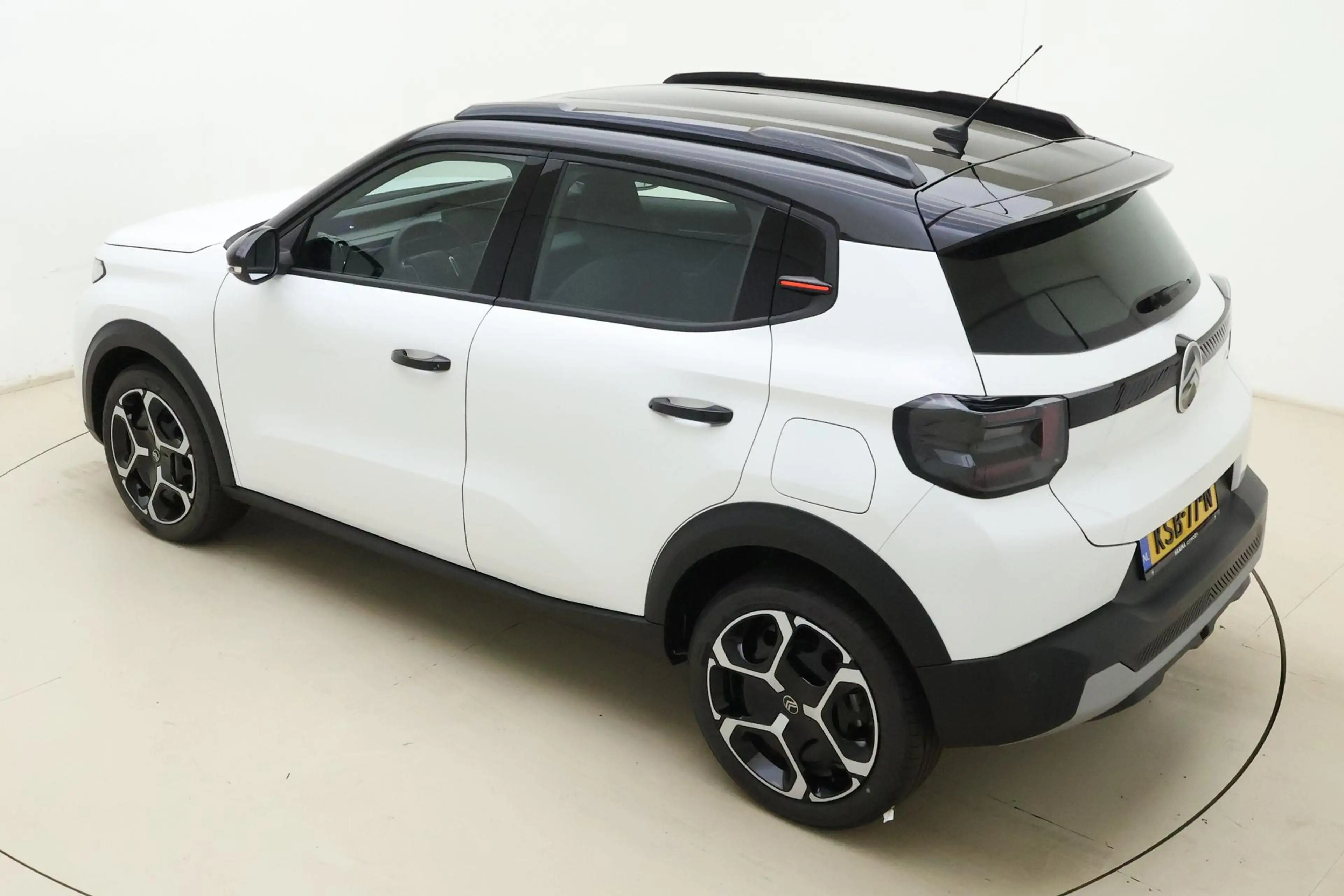 Citroen E-C3 Plus 113pk Comfort Range 44 kWh | Parkeersensoren — photo 4