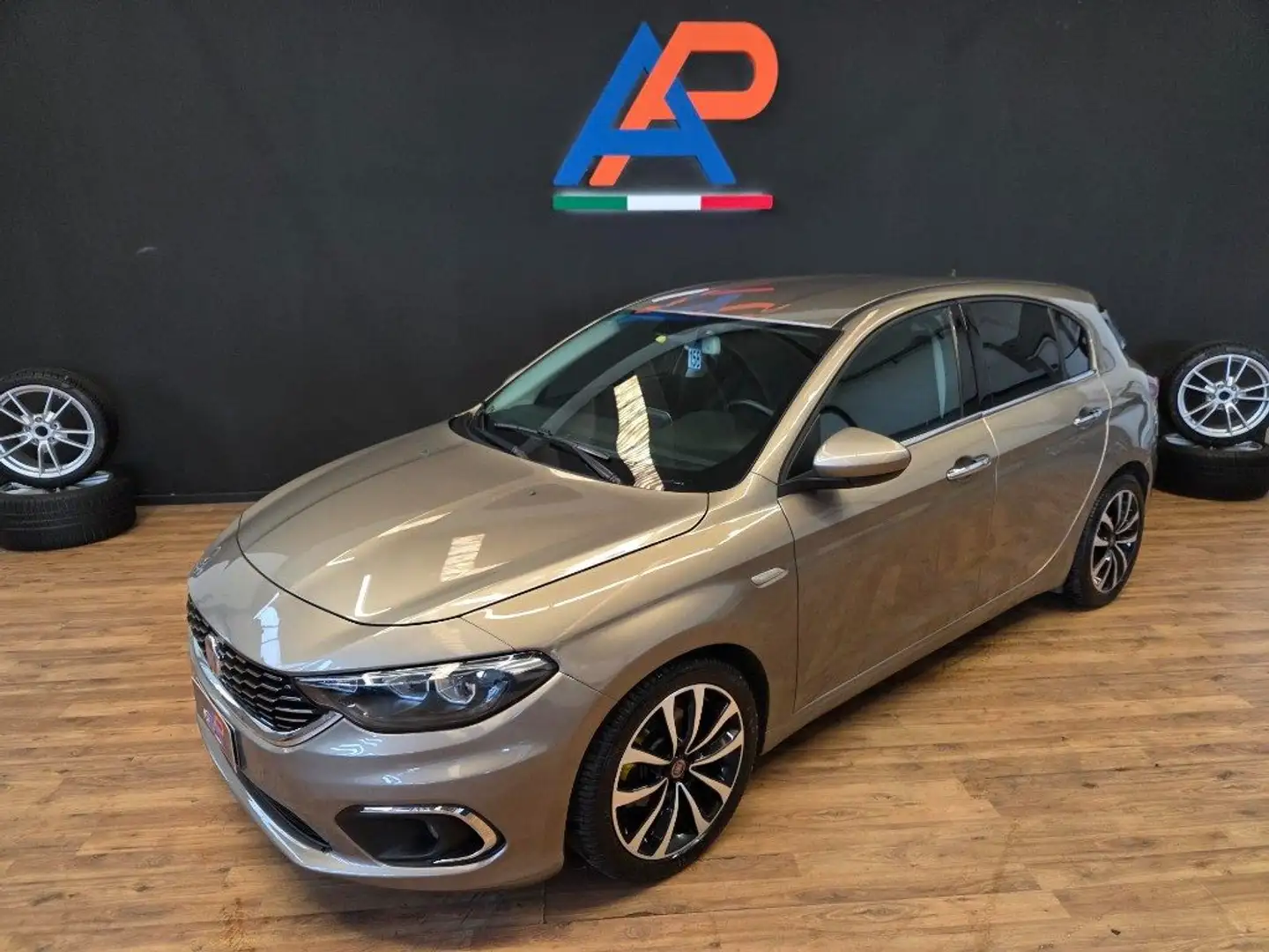 Fiat Tipo 1.4 T-Jet 120CV GPL 5 porte Lounge - 2