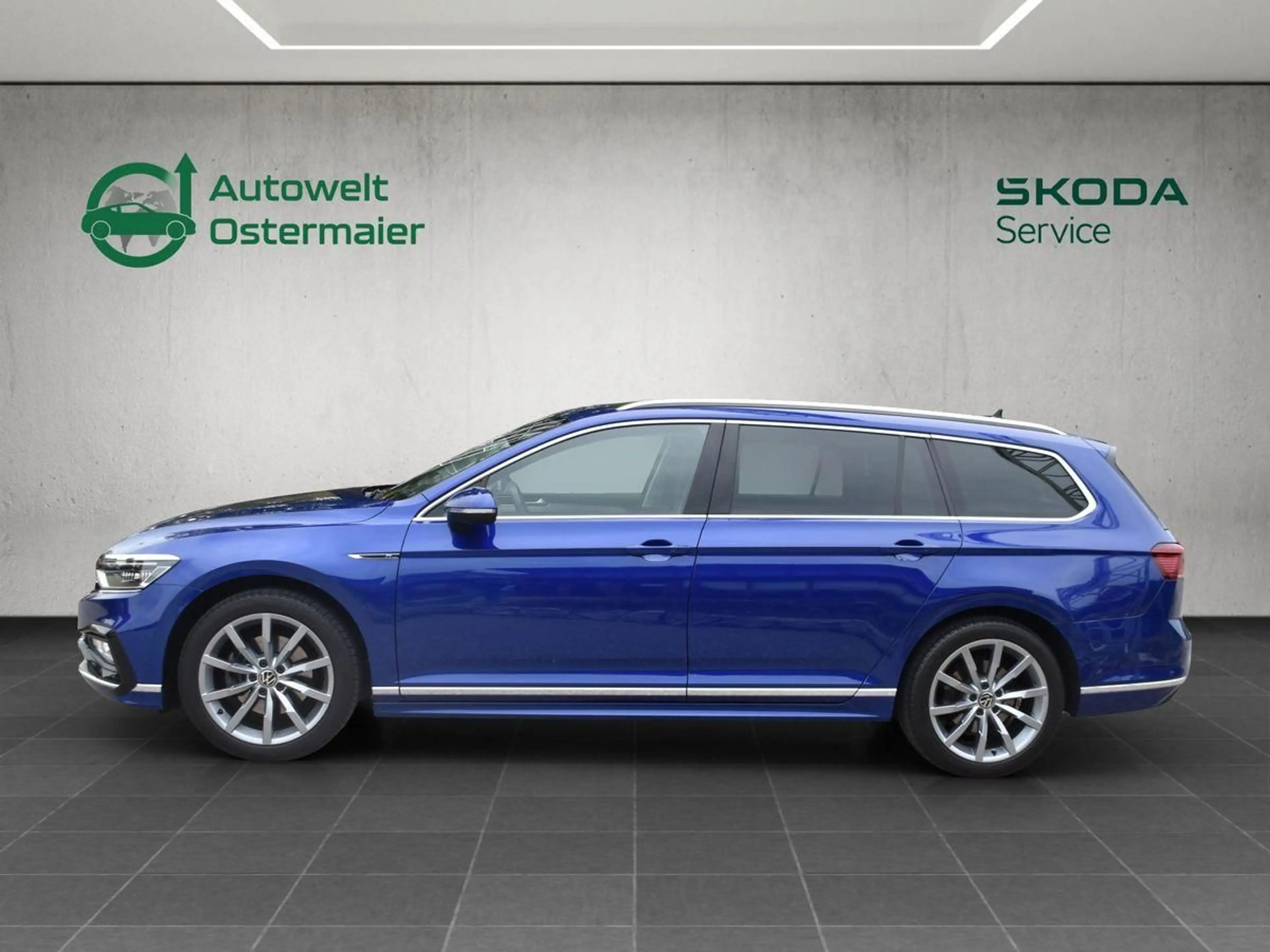 Volkswagen Passat Variant Passat Var. 2.0 TDI DSG Eleg.*R-Line*App-C.*AHK* — photo 3