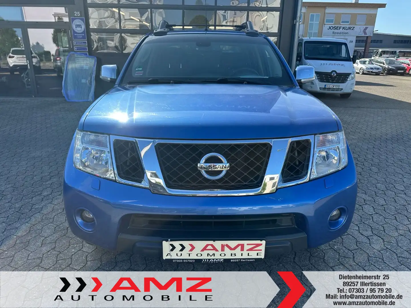 Nissan Navara Pick-up 2.5 Double Cab LE 4X4 Kamera Bleu - 2