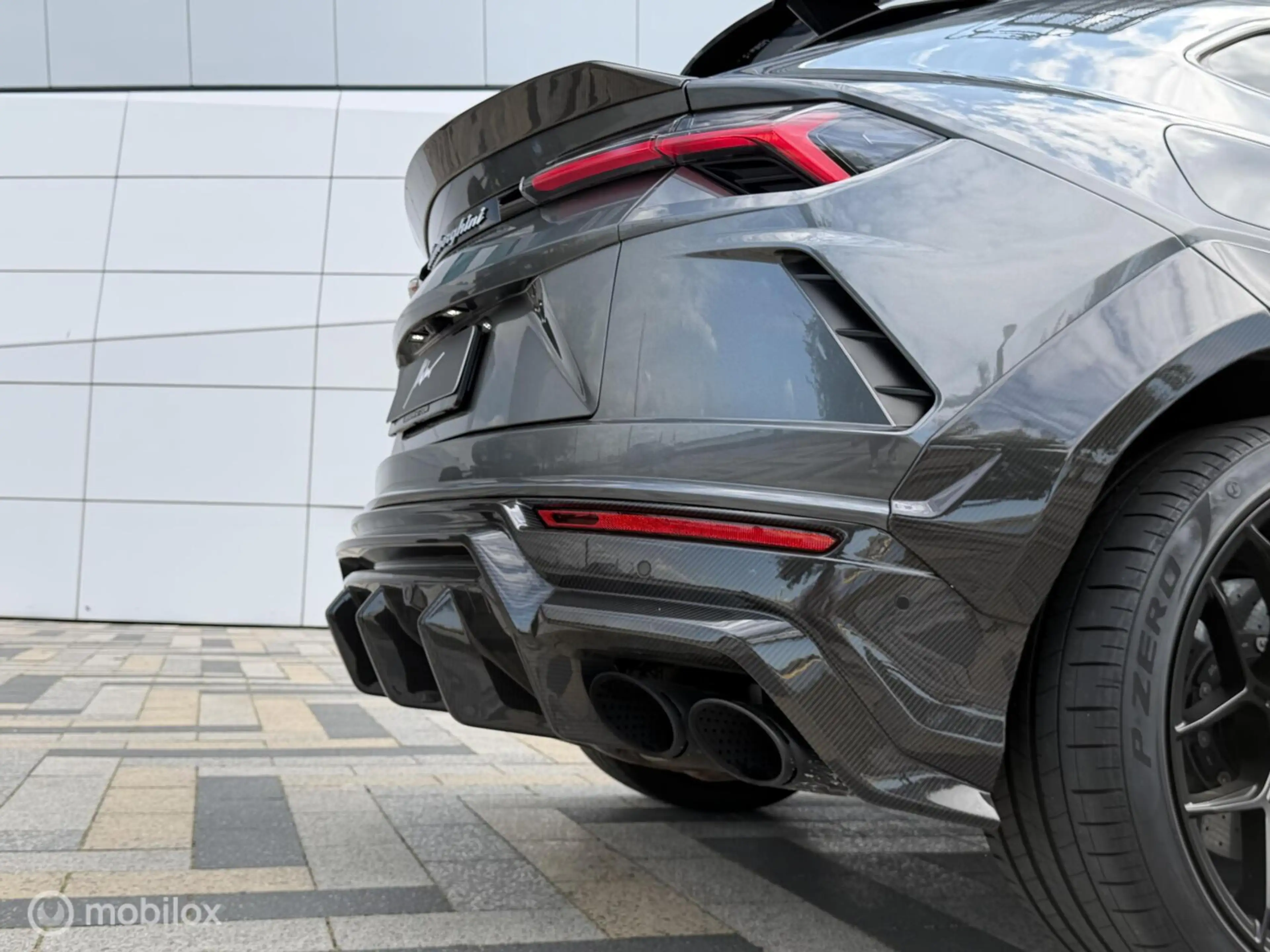 Lamborghini Urus 4.0 V8 Widebody Carbon 735pk | Dealer OH — photo 14
