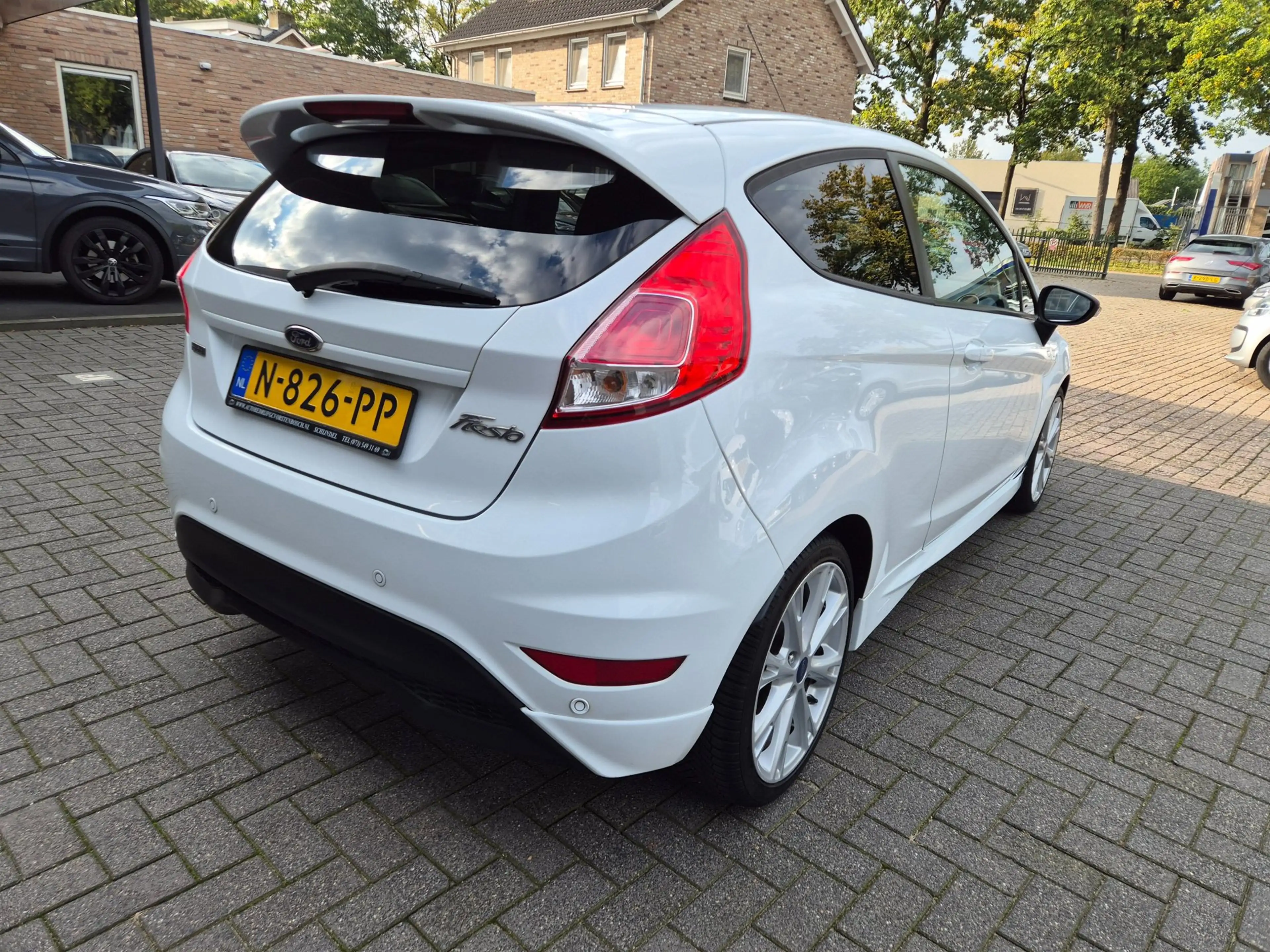 Ford Fiesta 1.0 EcoBoost Titanium st-line — photo 7