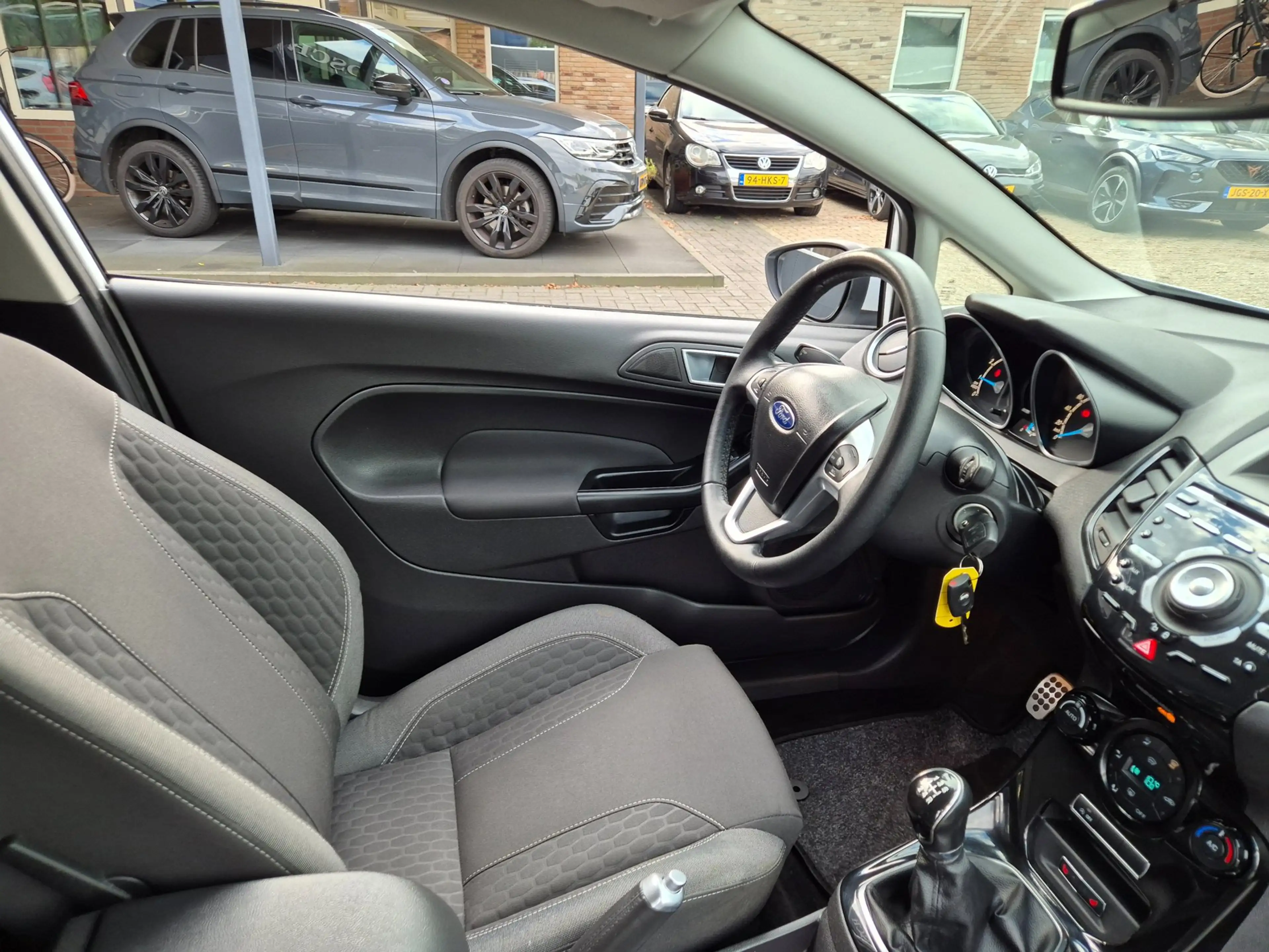 Ford Fiesta 1.0 EcoBoost Titanium st-line — photo 13