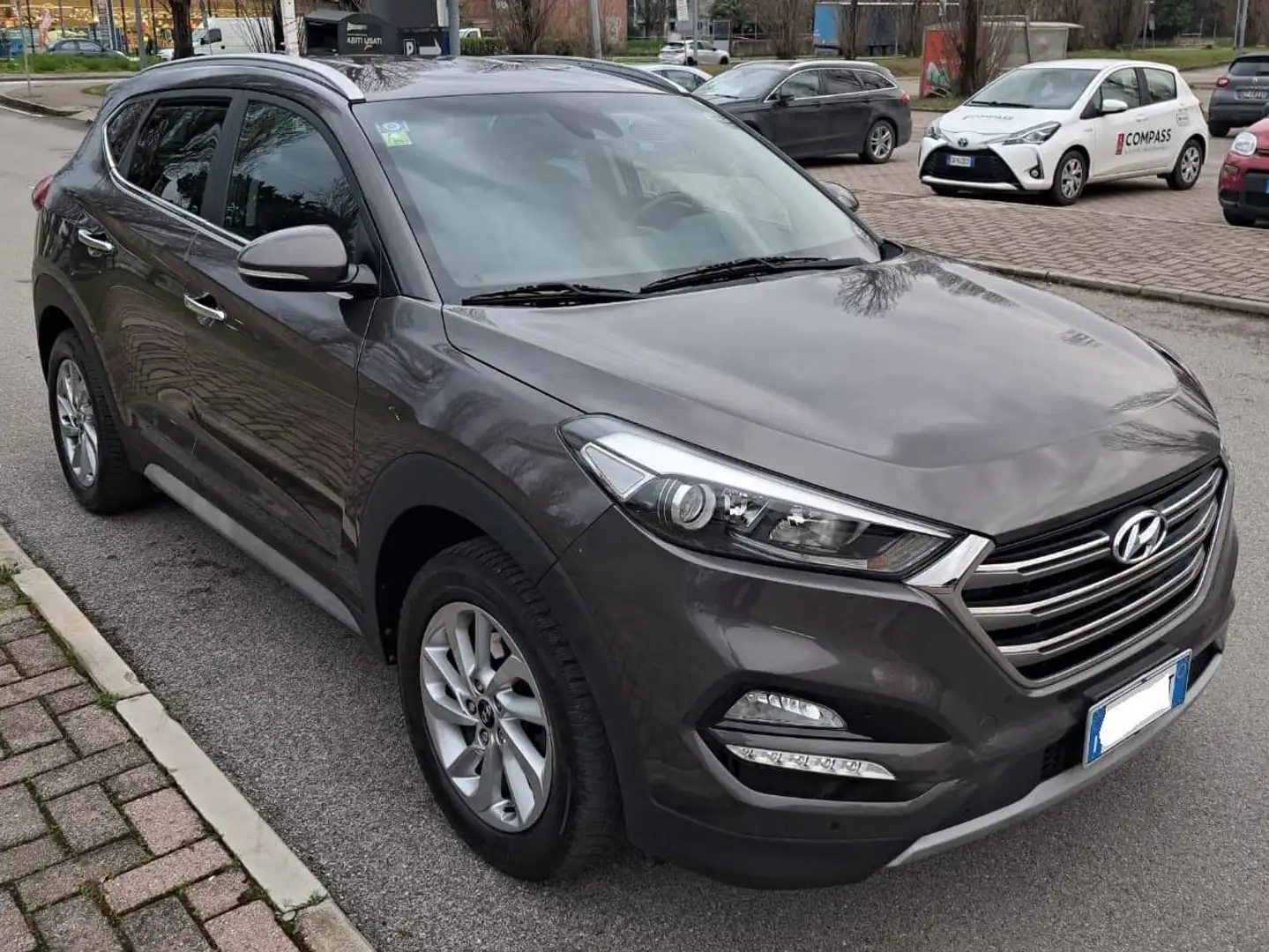 Hyundai TUCSON 4WD 1.6 T gdi Xpossible 177 CV kw Bronce - 1