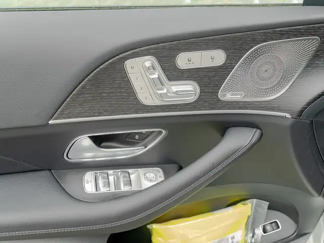Mercedes-Benz Gle view 11