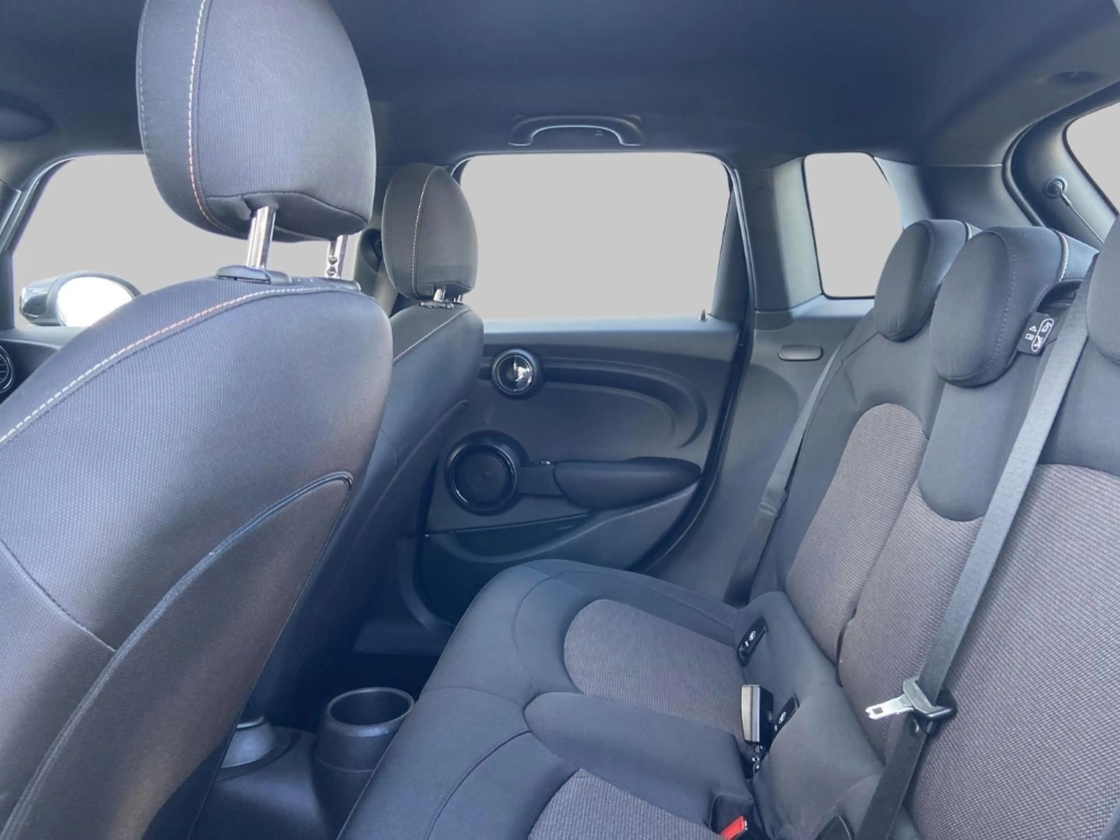 MINI One 5-Türer DAB SHZ Keyless Start PDC Regensensor Alu — photo 8