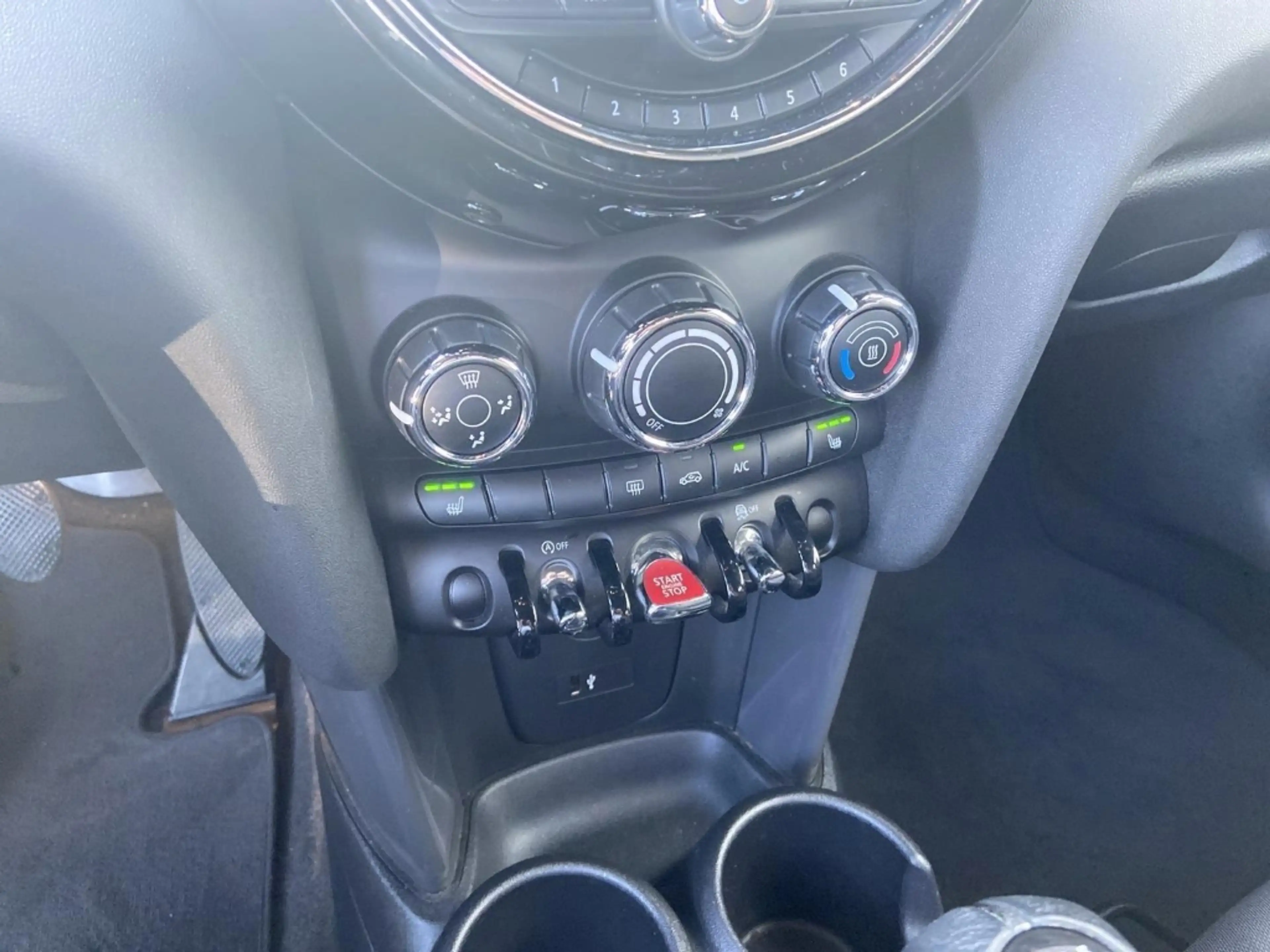 MINI One 5-Türer DAB SHZ Keyless Start PDC Regensensor Alu — photo 12