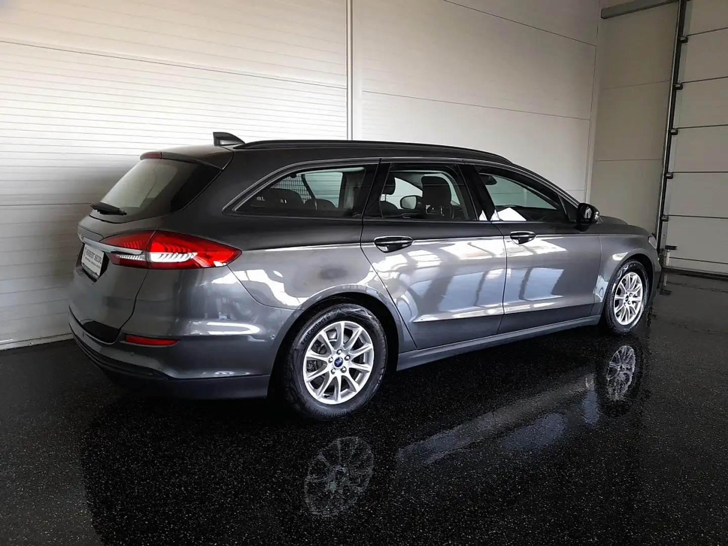 Ford Mondeo Turnier 2,0 EcoBlue Aut. *ADAPT LED / NAVI / AH... Grau - 2