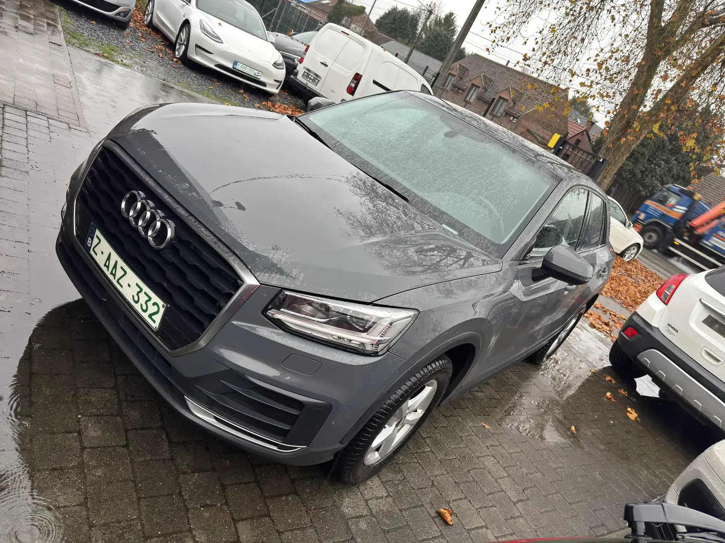 Audi Q2 Q2 1.4 TFSI c.o.d Sport-CUİR-GPS-XENON…….. Grijs - 1