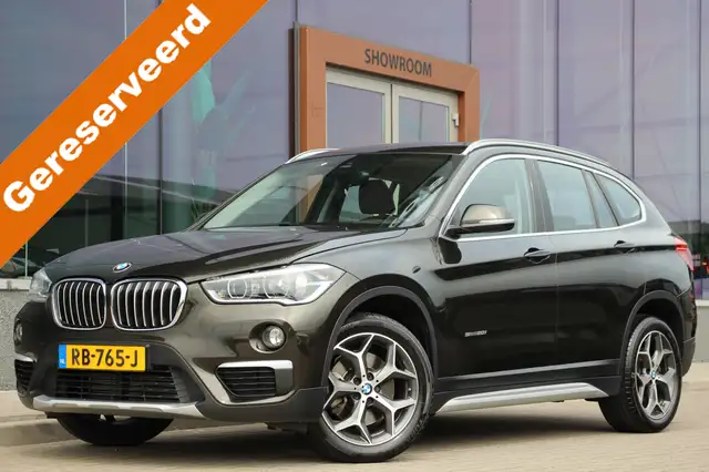BMW X1 sDrive20i Corporate Lease Executive | LED | Half l