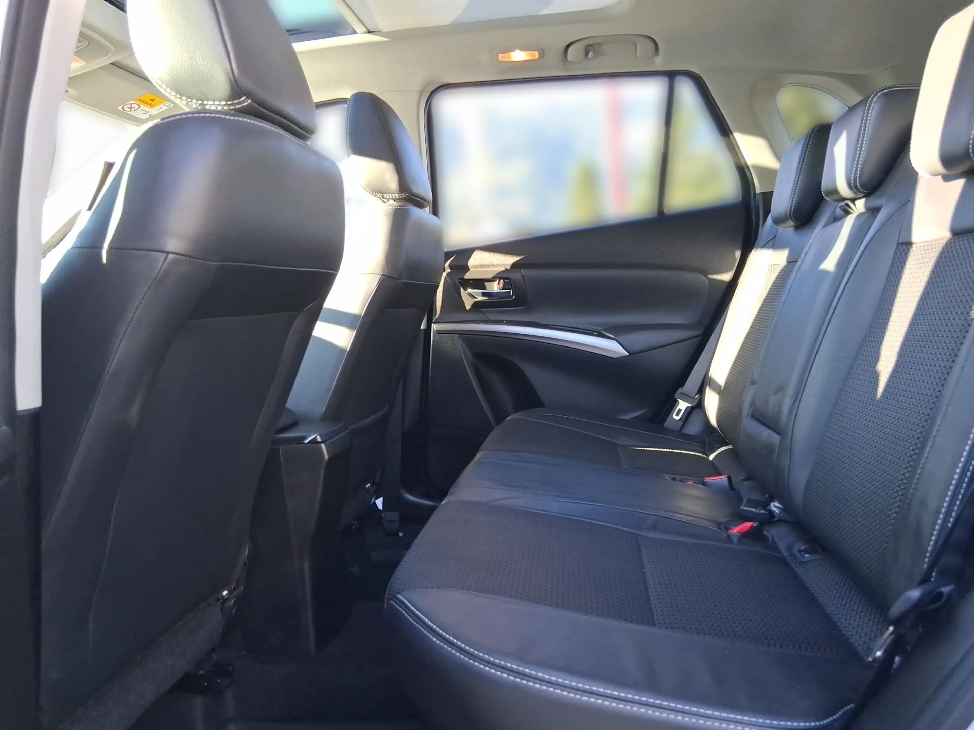 Suzuki SX4 S-Cross 4x4 1.4 DITC  AllGrip Flash 2xKlima — photo 9
